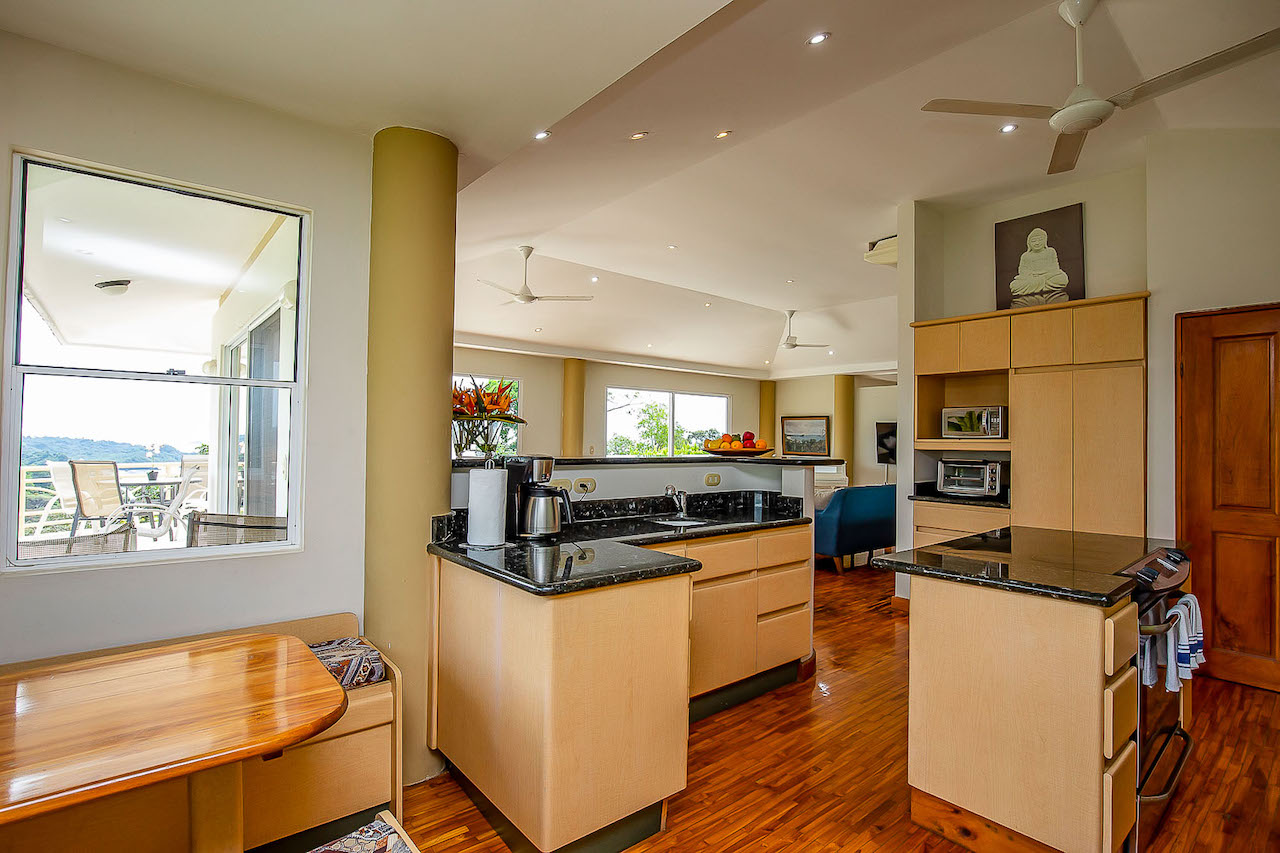 7 bed Single Family Homes For Sale in Manuel Antonio, Puntarenas - thumb 11