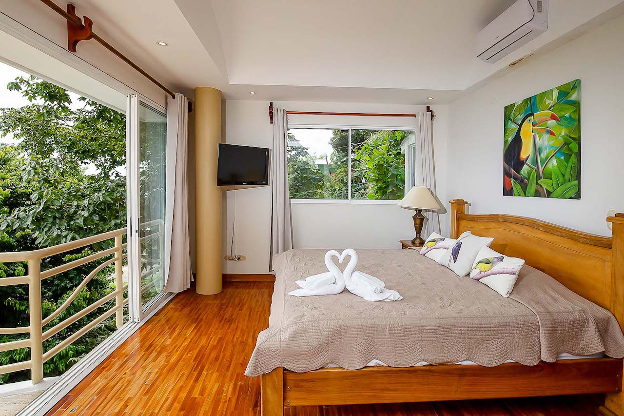 7 bed Single Family Homes For Sale in Manuel Antonio, Puntarenas - thumb 17