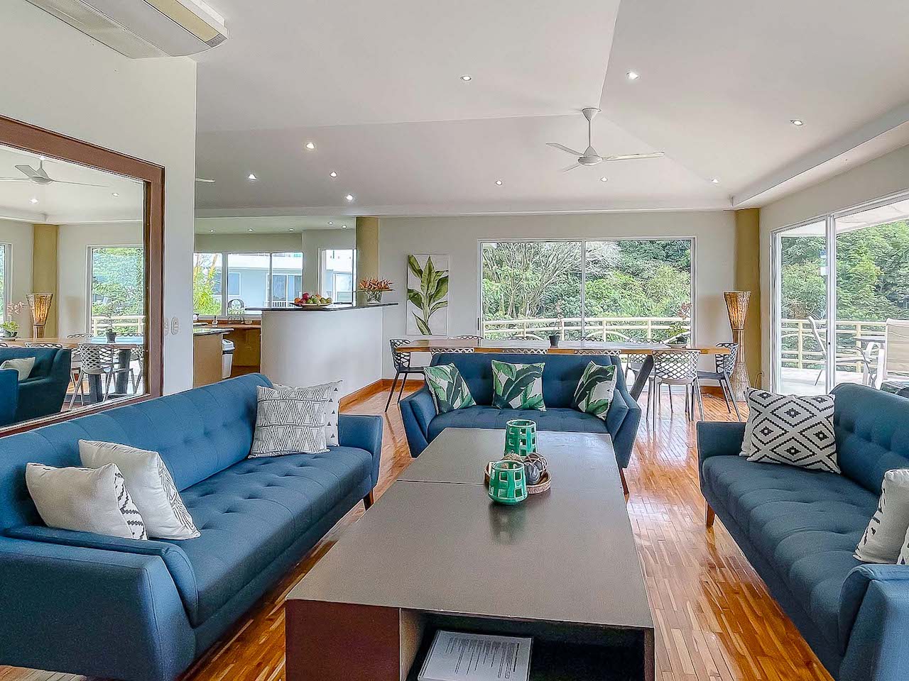 7 bed Single Family Homes For Sale in Manuel Antonio, Puntarenas - thumb 7