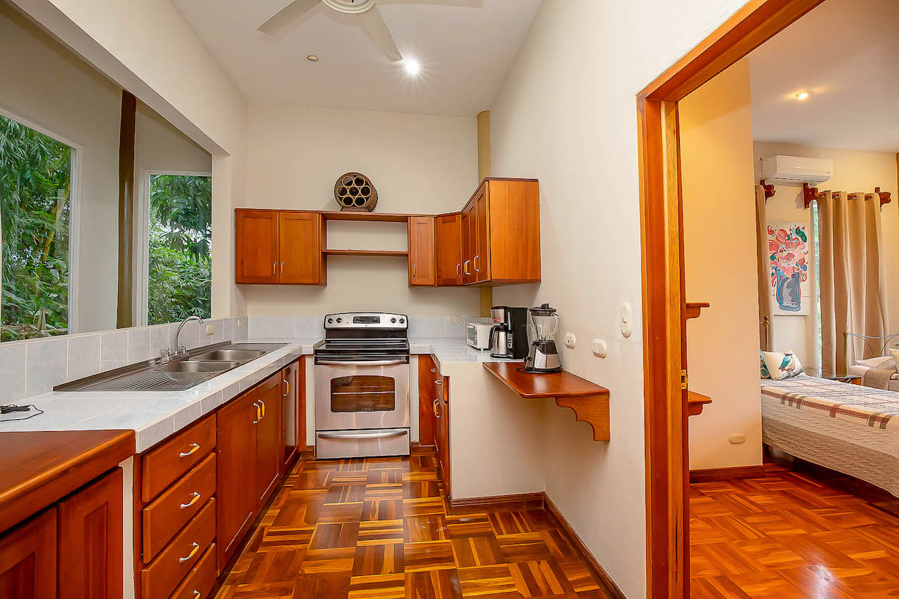 7 bed Single Family Homes For Sale in Manuel Antonio, Puntarenas - thumb 29