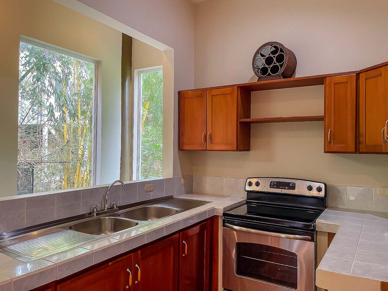 7 bed Single Family Homes For Sale in Manuel Antonio, Puntarenas - thumb 24