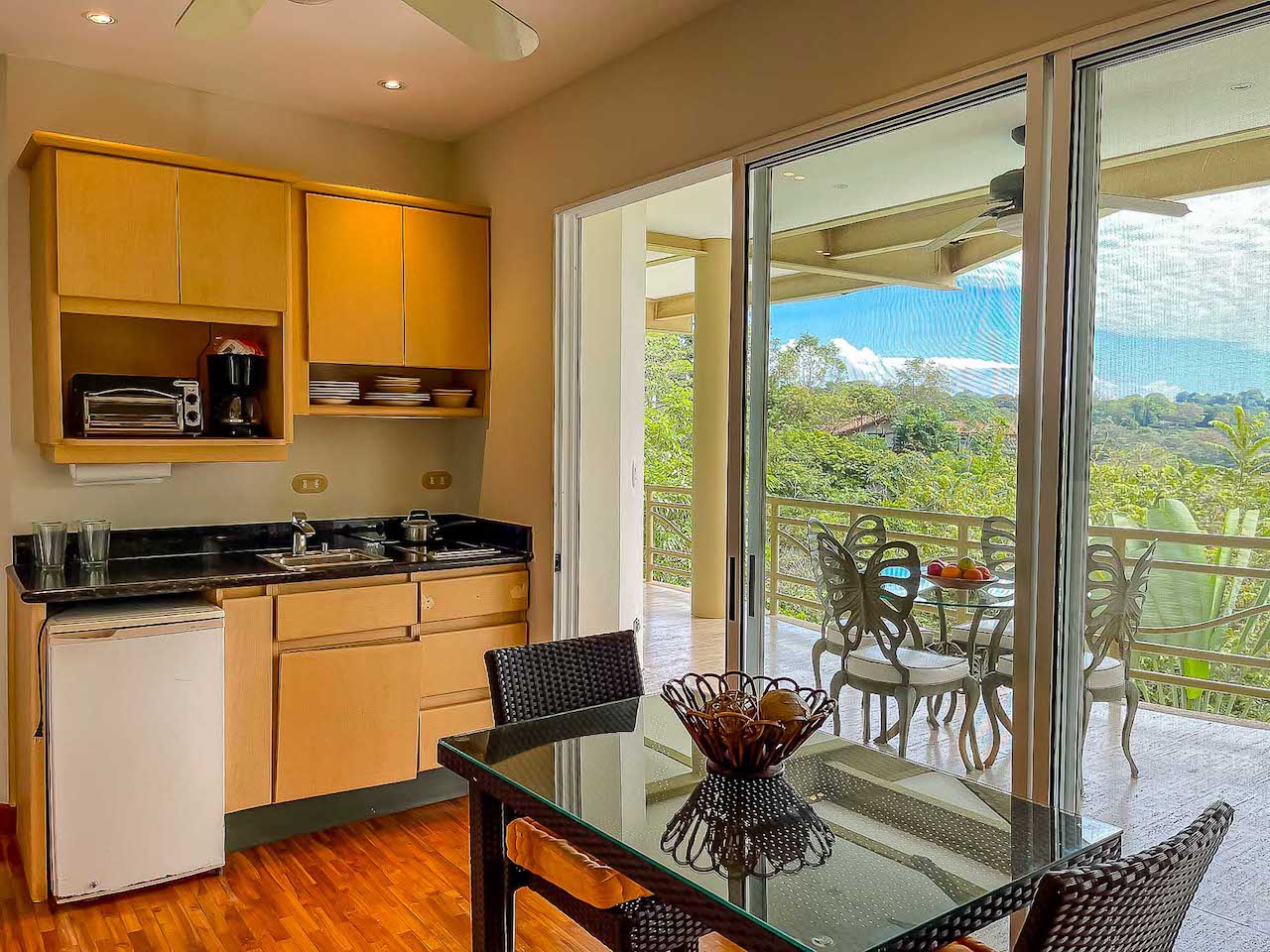 7 bed Single Family Homes For Sale in Manuel Antonio, Puntarenas - thumb 25