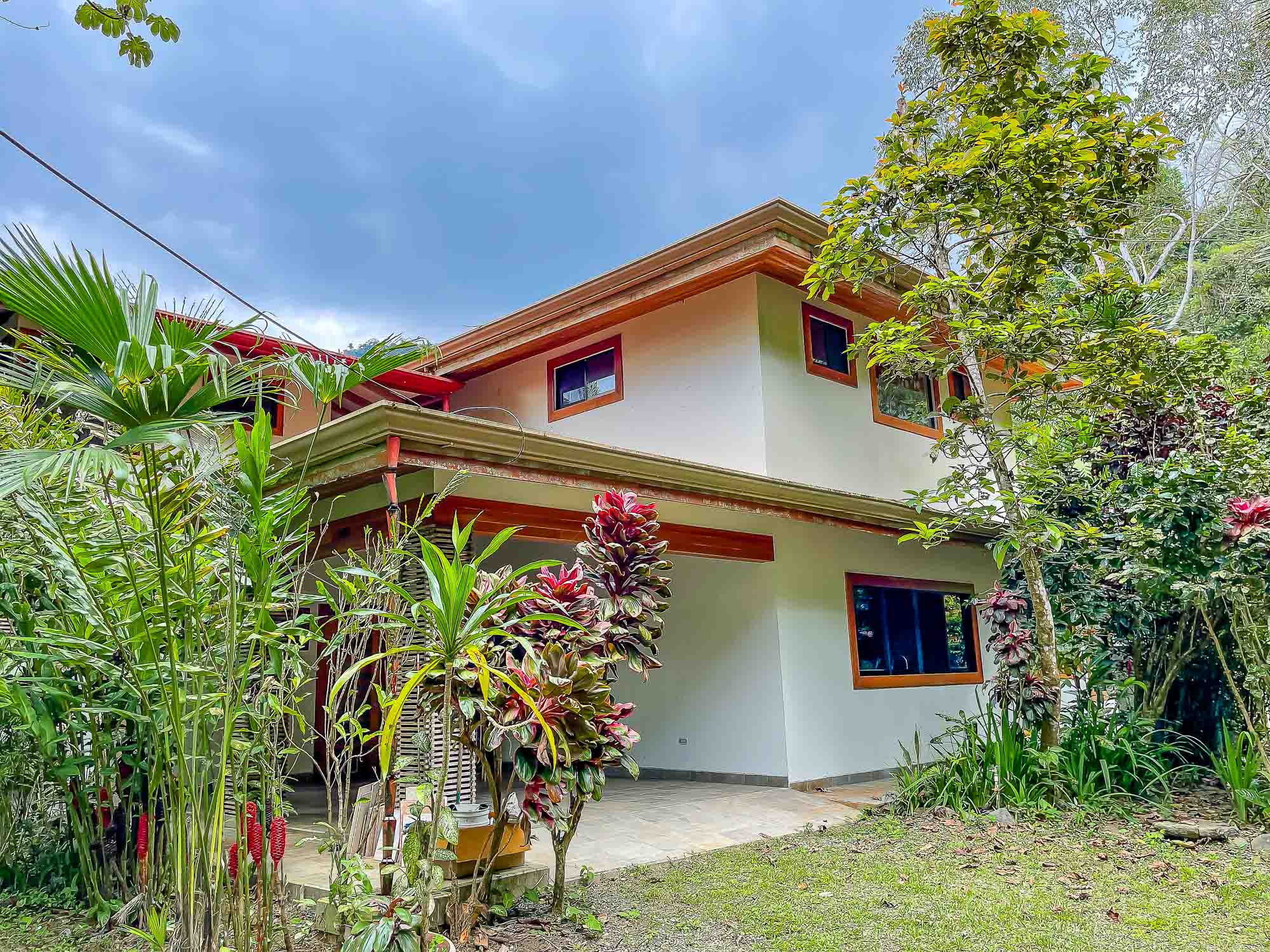 5 bed Single Family Homes For Sale in Dominical, Puntarenas - thumb 10