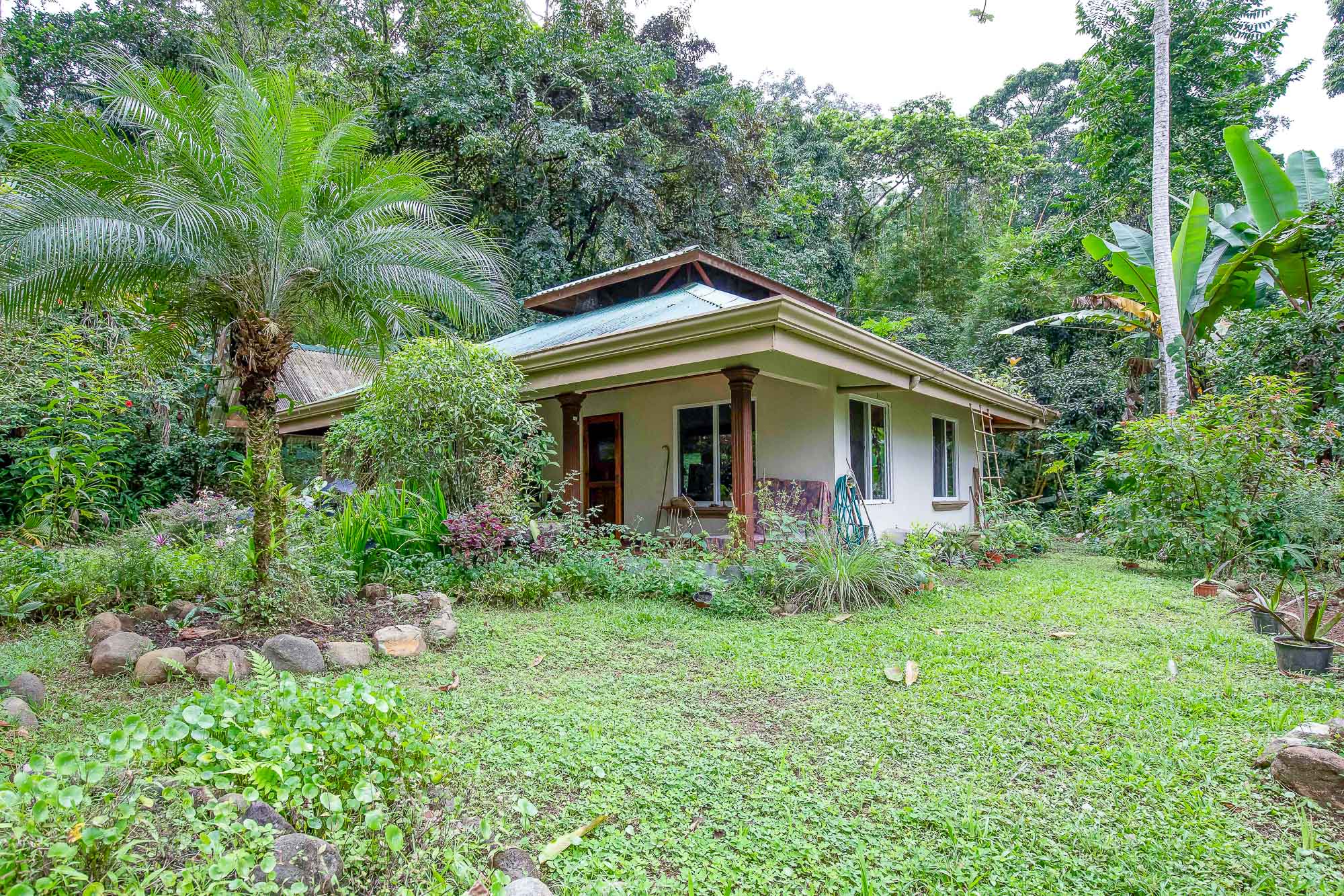 5 bed Single Family Homes For Sale in Dominical, Puntarenas - thumb 2