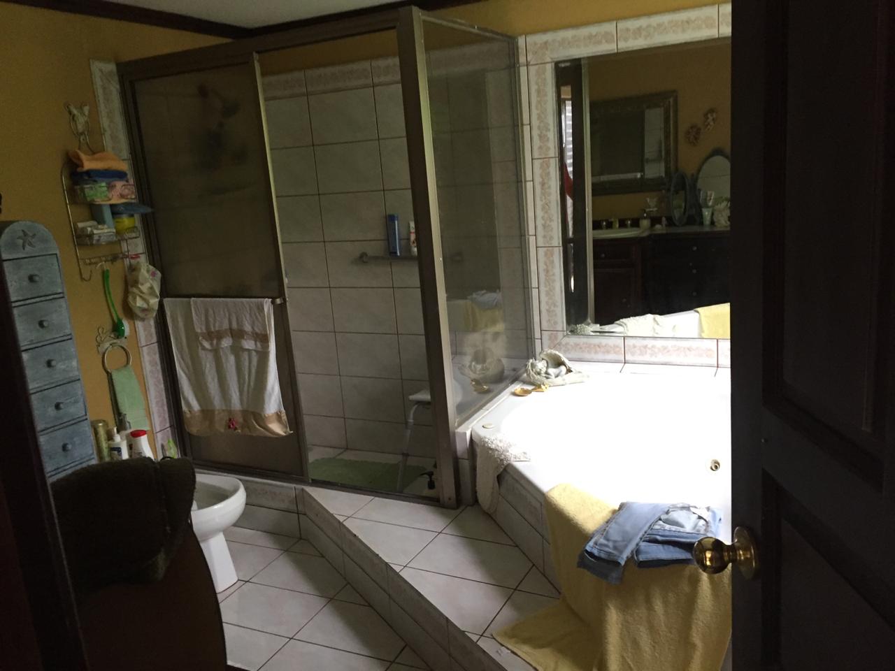 4 bed Single Family Homes For Sale in Escazu, San Jose - thumb 9