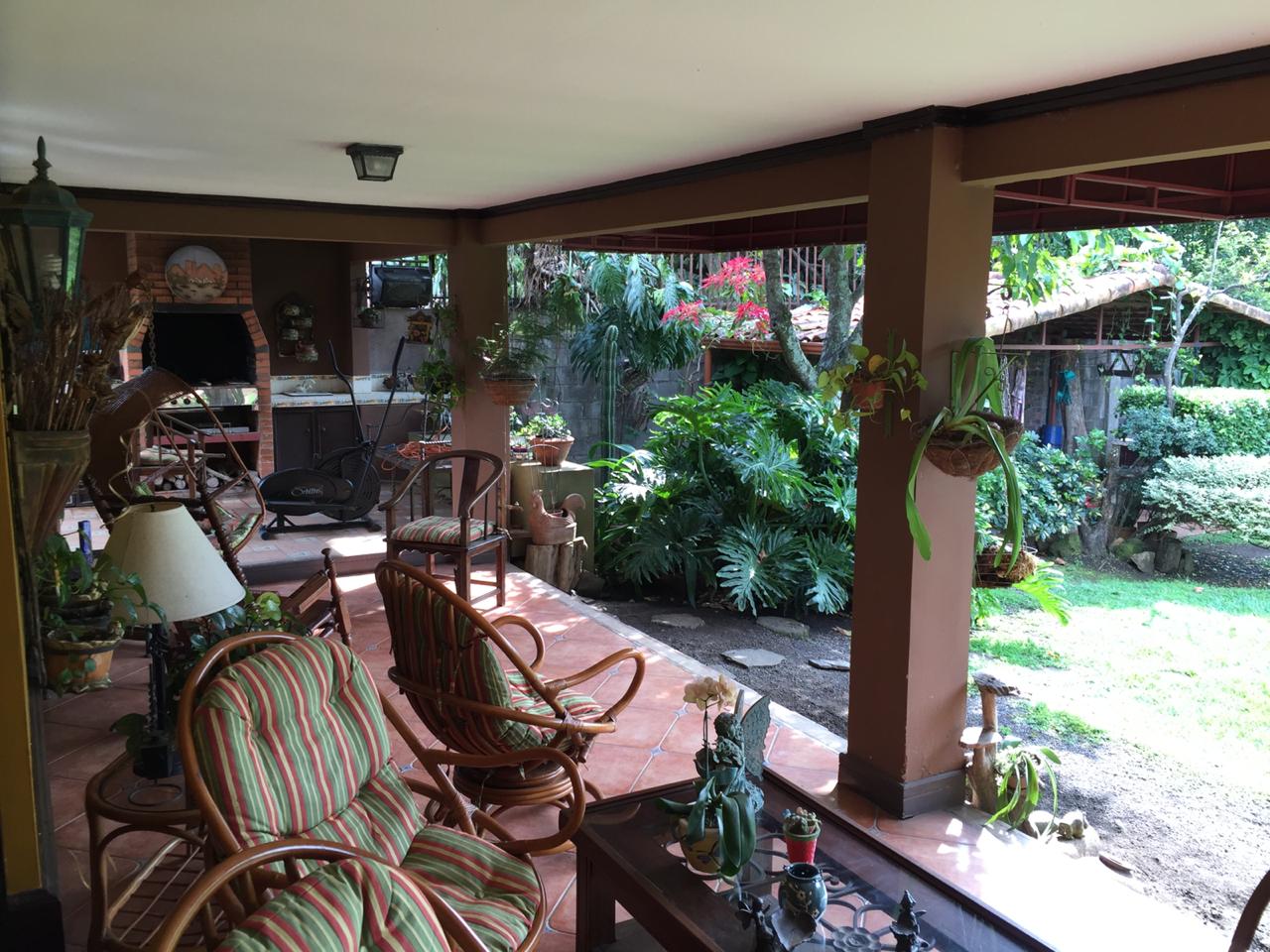 4 bed Single Family Homes For Sale in Escazu, San Jose - thumb 4