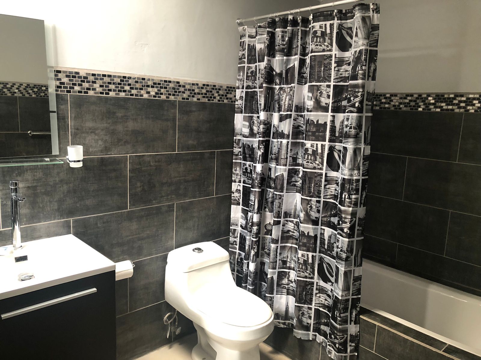 3 bed Single Family Homes For Sale in Santo Domingo, Heredia - thumb 11