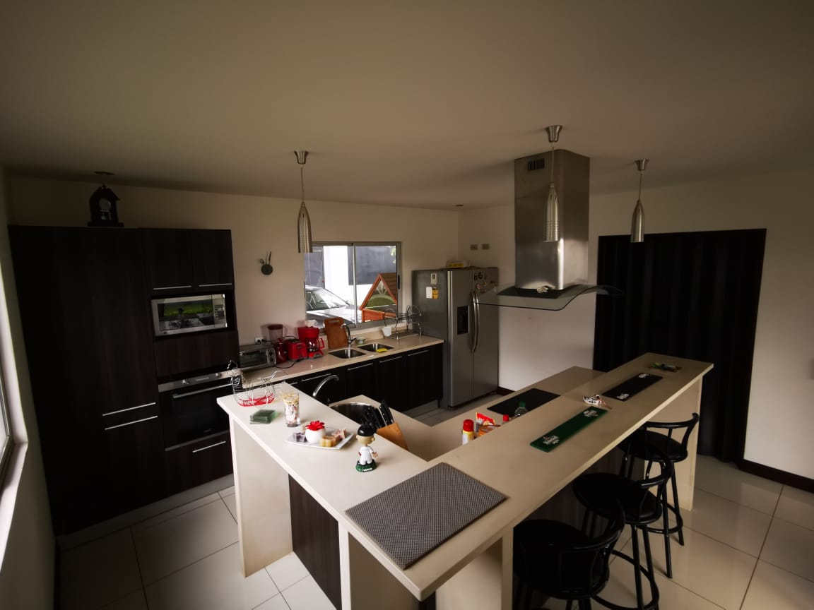 4 bed Single Family Homes For Sale in Curridabat, San Jose - thumb 8