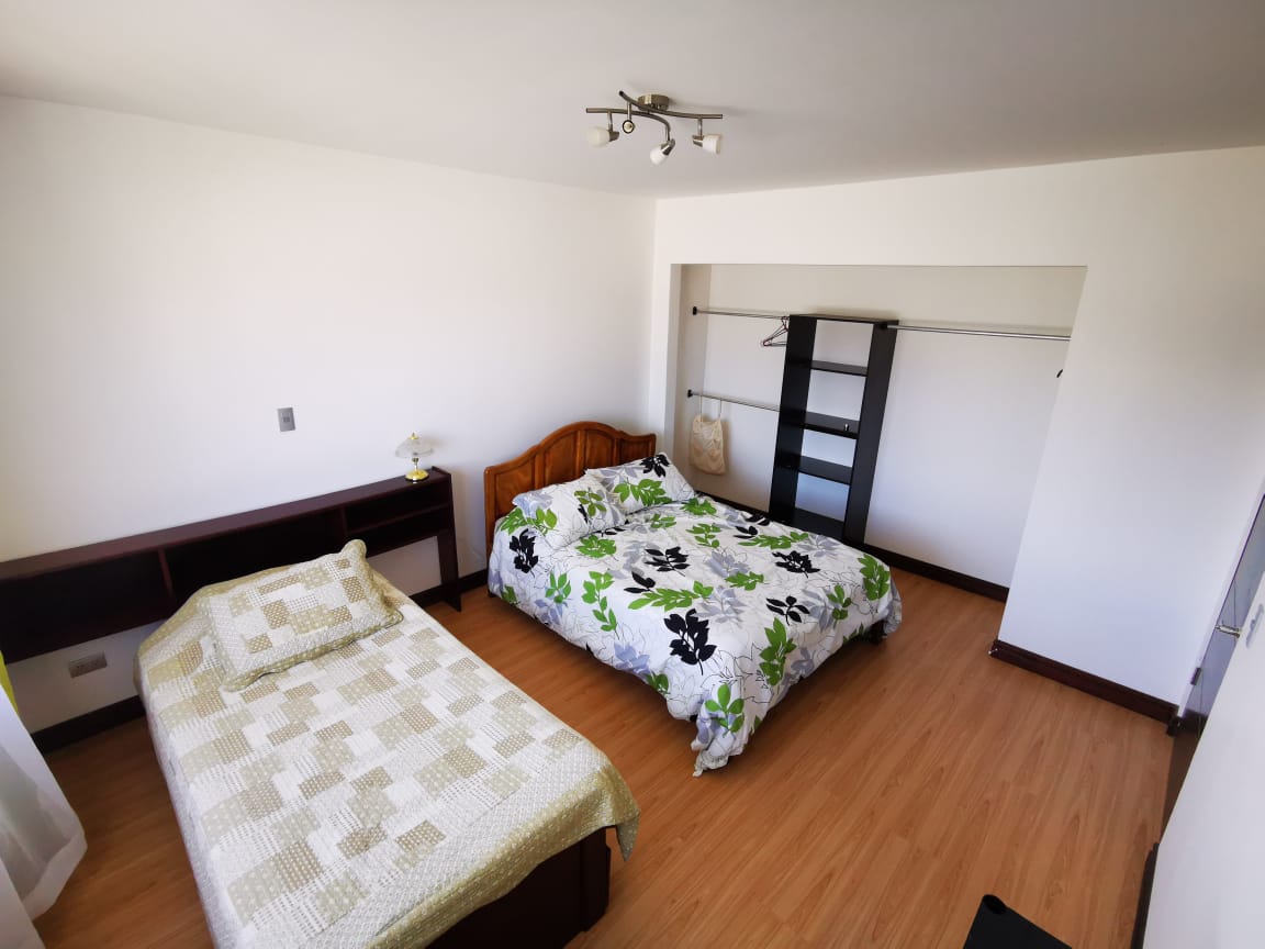 4 bed Single Family Homes For Sale in Curridabat, San Jose - thumb 4