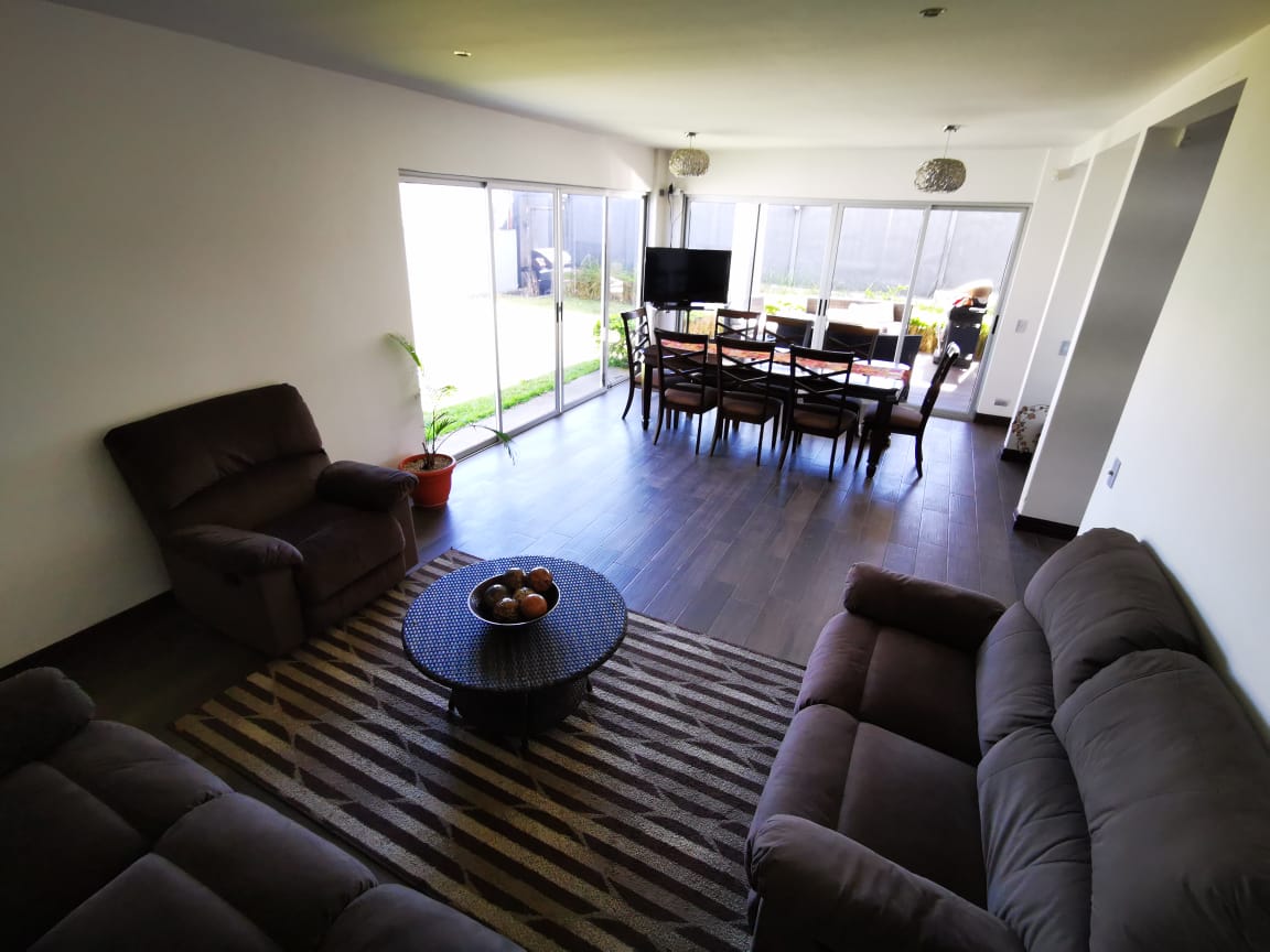 4 bed Single Family Homes For Sale in Curridabat, San Jose - thumb 13