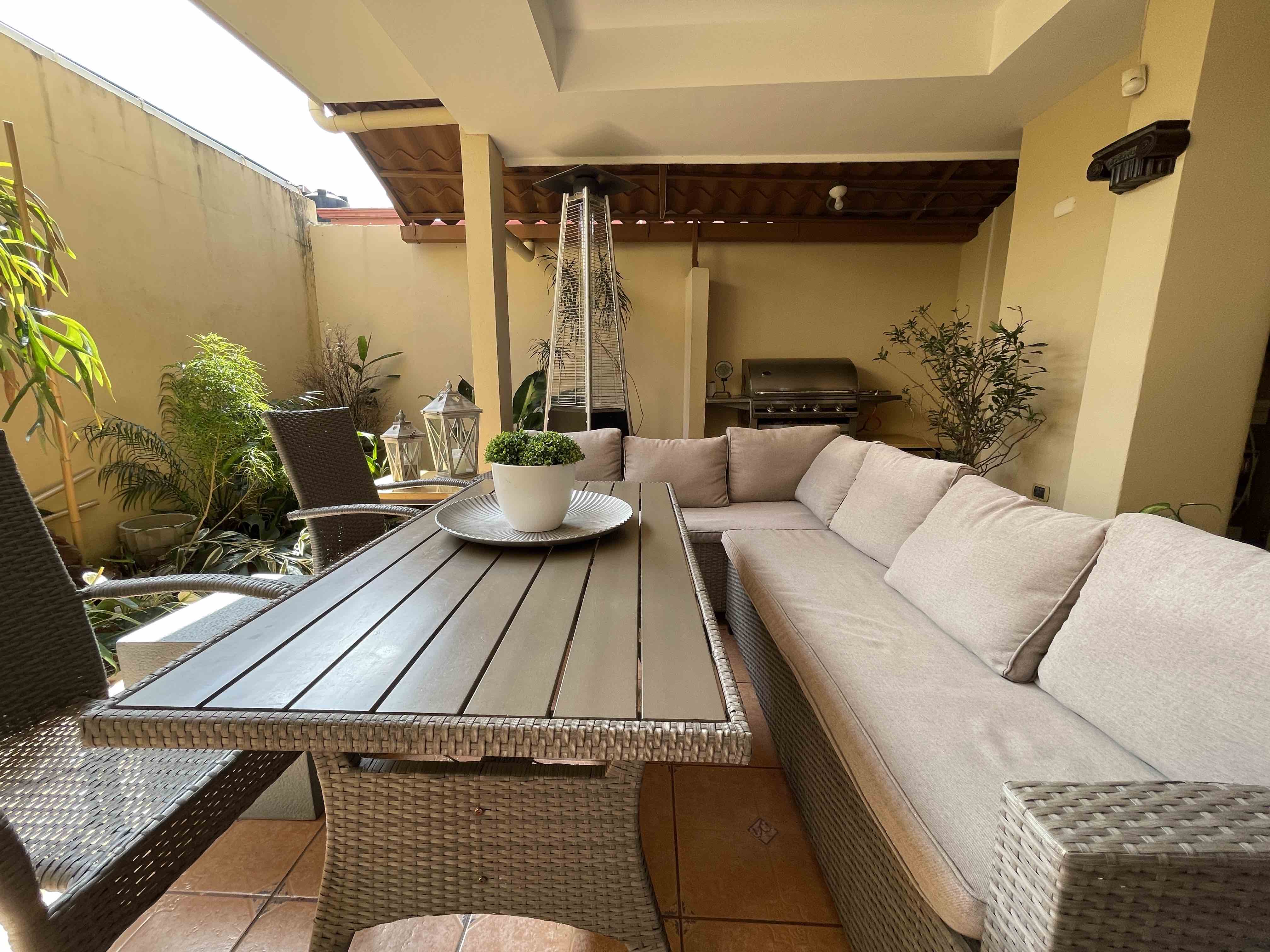 4 bed Single Family Homes For Sale in Santo Domingo, Heredia - thumb 14