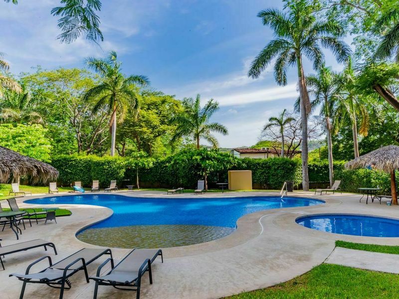 2 bed Apartment For Sale in Hermosa, Guanacaste - thumb 2