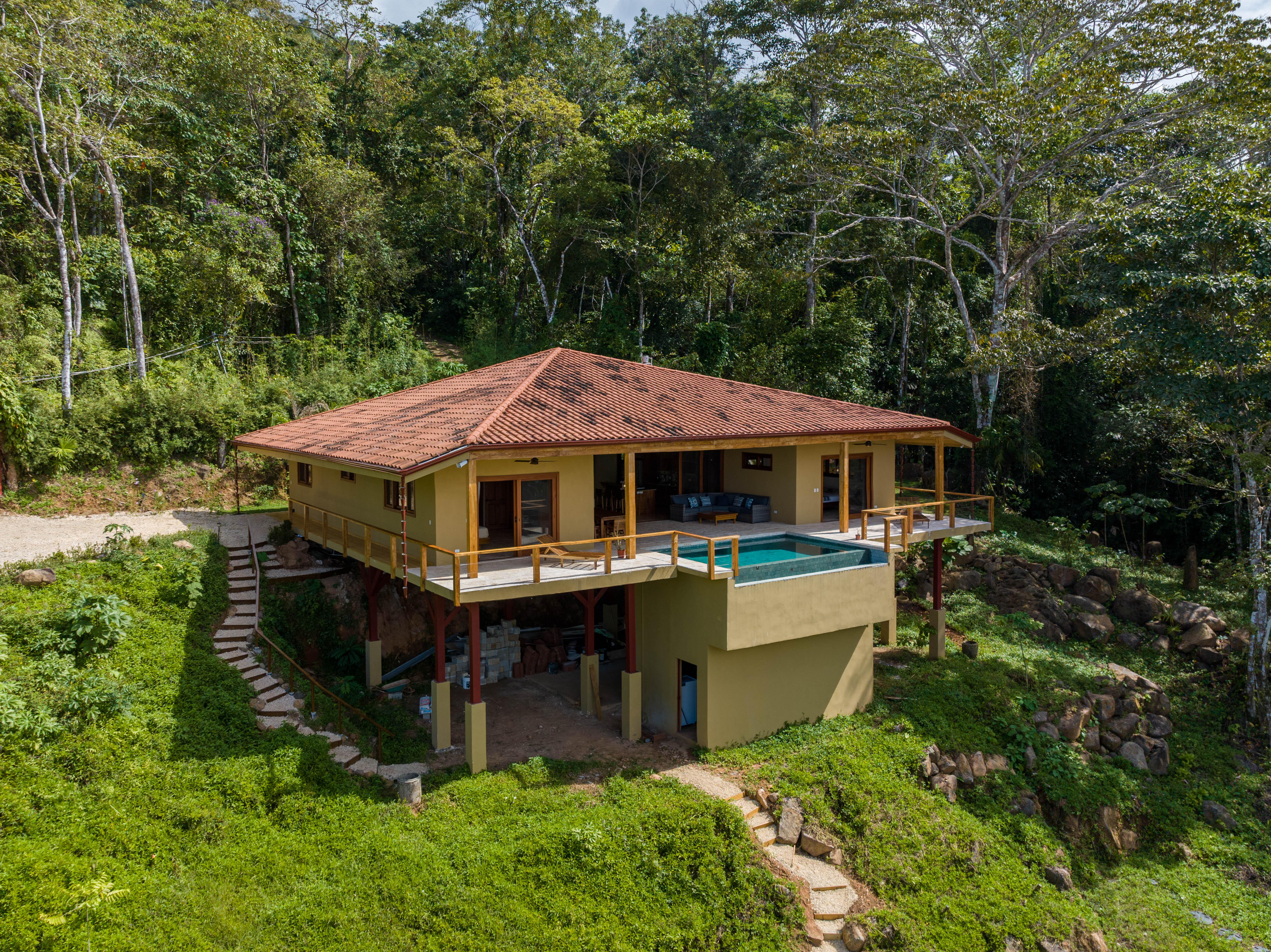 4 bed Single Family Homes For Sale in Dominical, Puntarenas - thumb 2