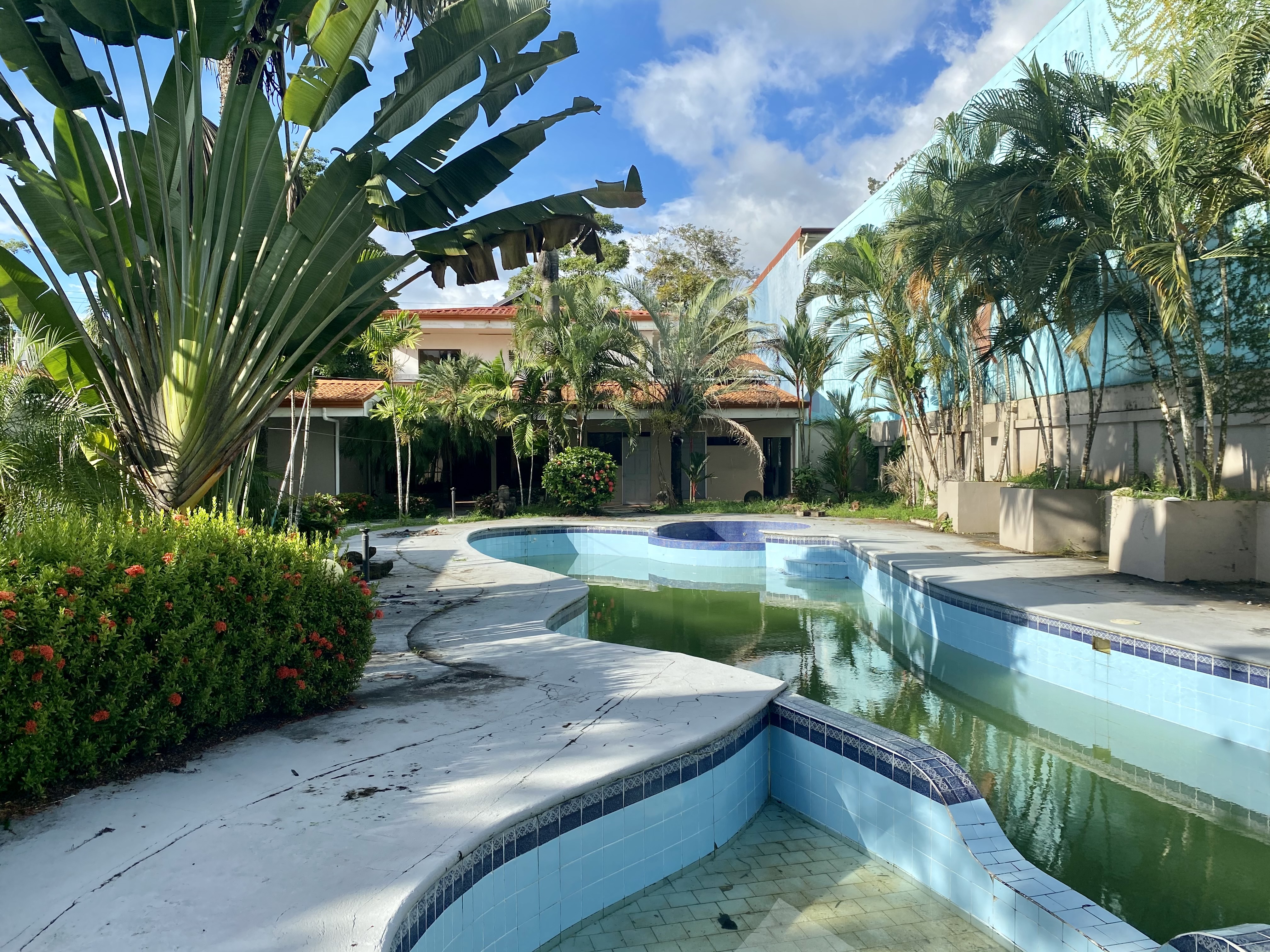 15 bed Hotel / Leisure For Sale in Jaco, Puntarenas - thumb 4