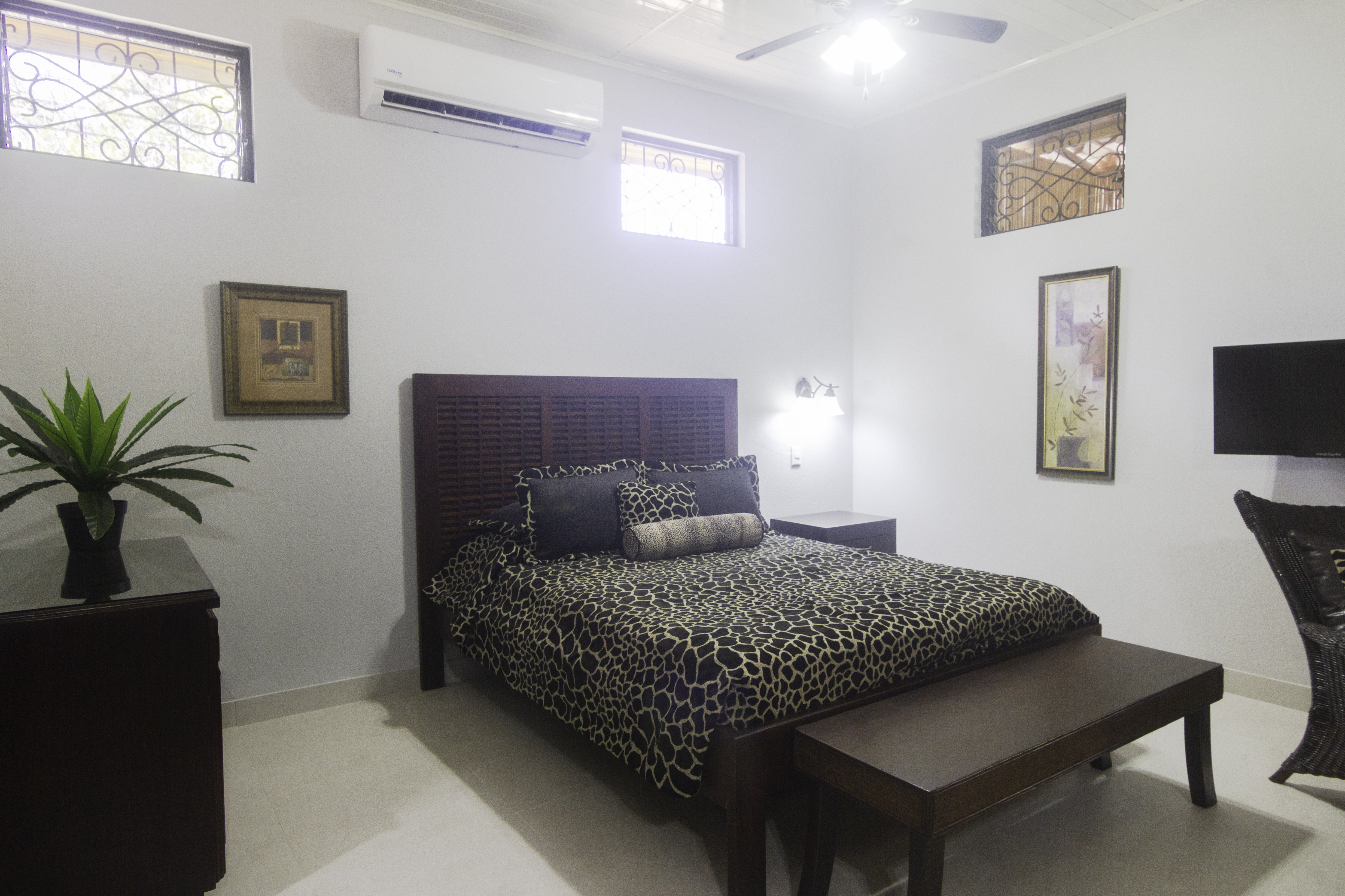 5 bed Single Family Homes For Sale in Herradura, Puntarenas - thumb 11