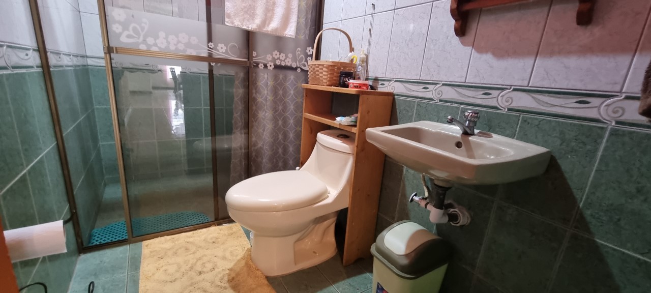 4 bed Single Family Homes For Sale in San Jose, San Jose - thumb 15