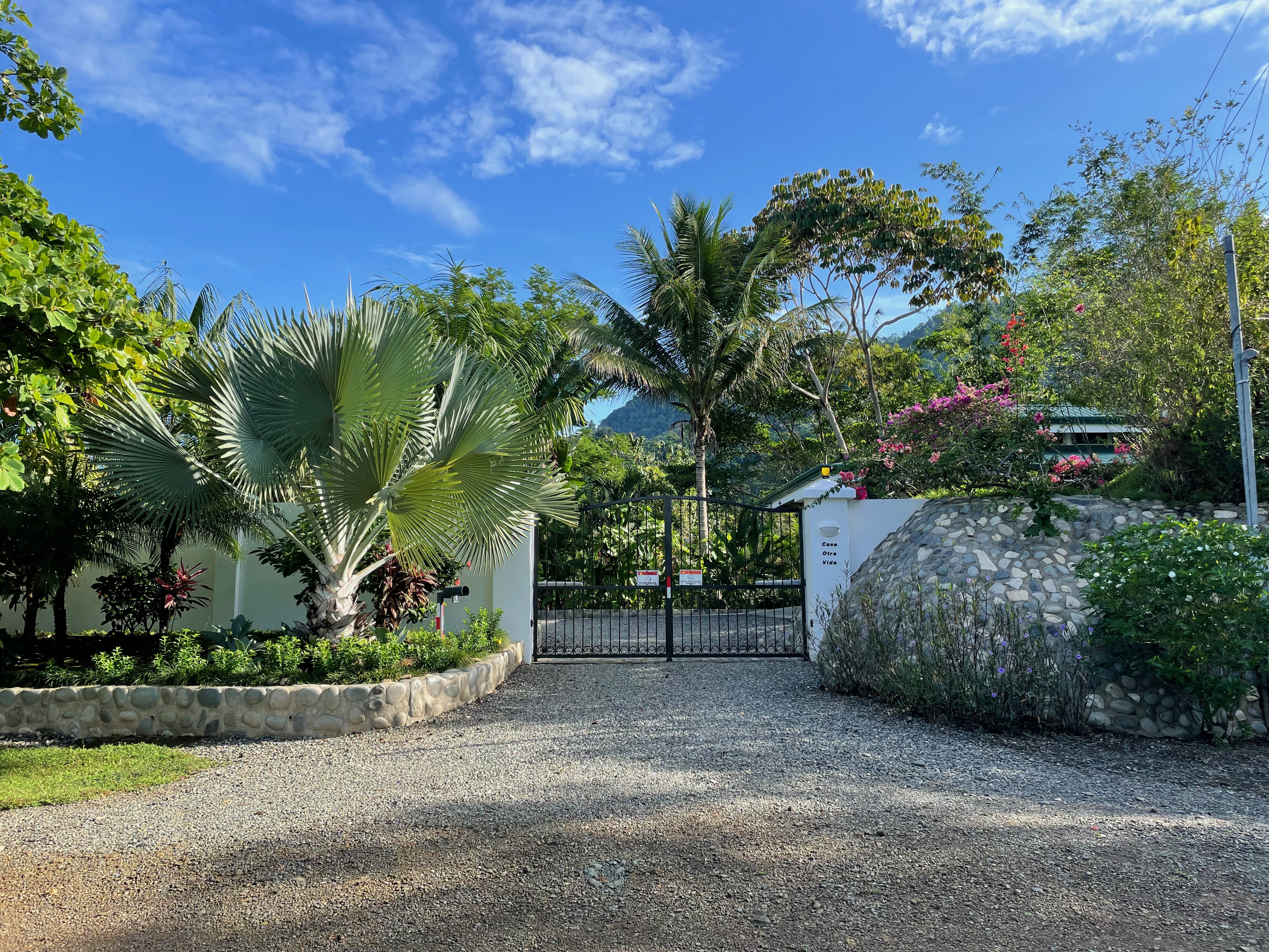 3 bed Single Family Homes For Sale in Ojochal, Puntarenas - thumb 4