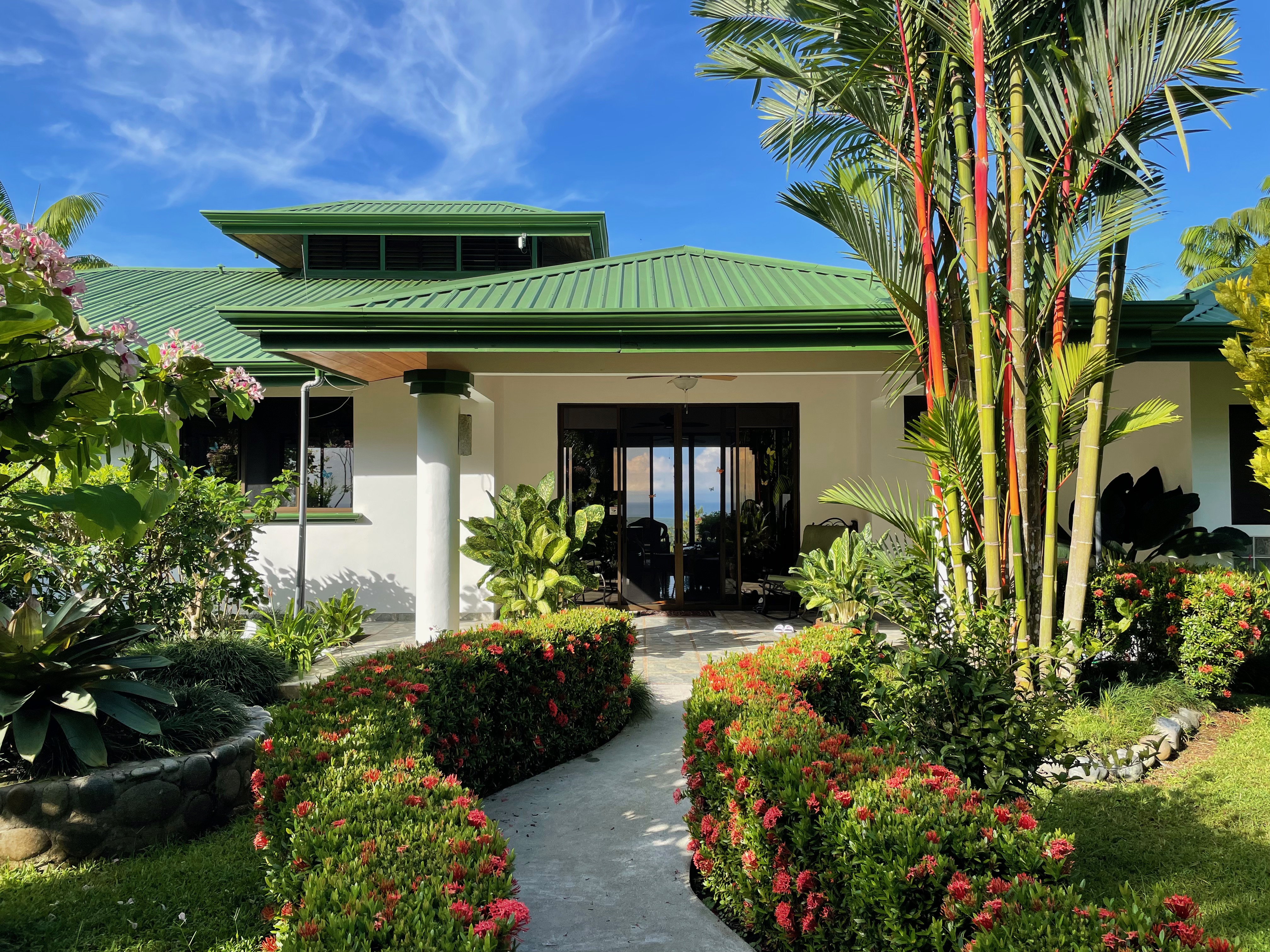 3 bed Single Family Homes For Sale in Ojochal, Puntarenas - thumb 1