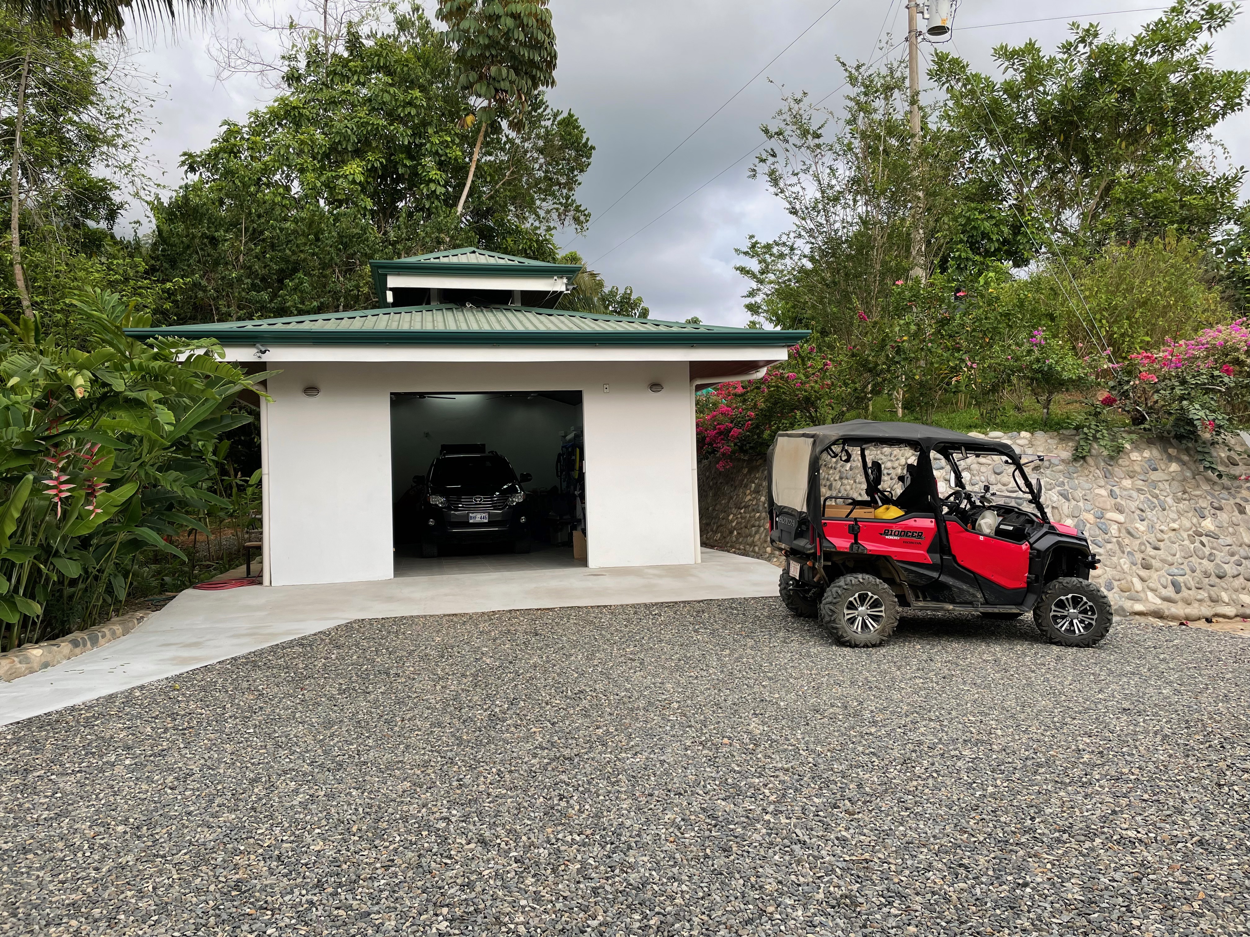 3 bed Single Family Homes For Sale in Ojochal, Puntarenas - thumb 7