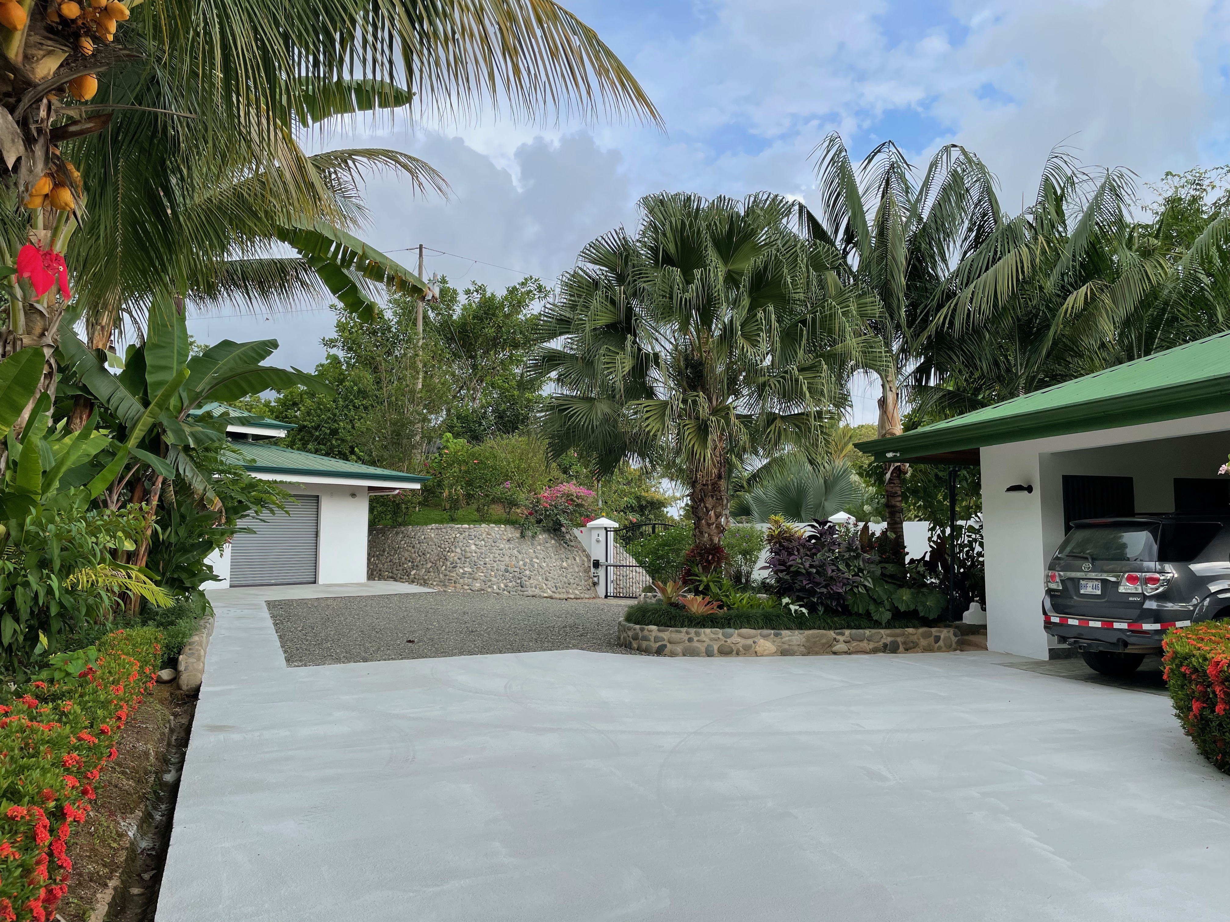 3 bed Single Family Homes For Sale in Ojochal, Puntarenas - thumb 28