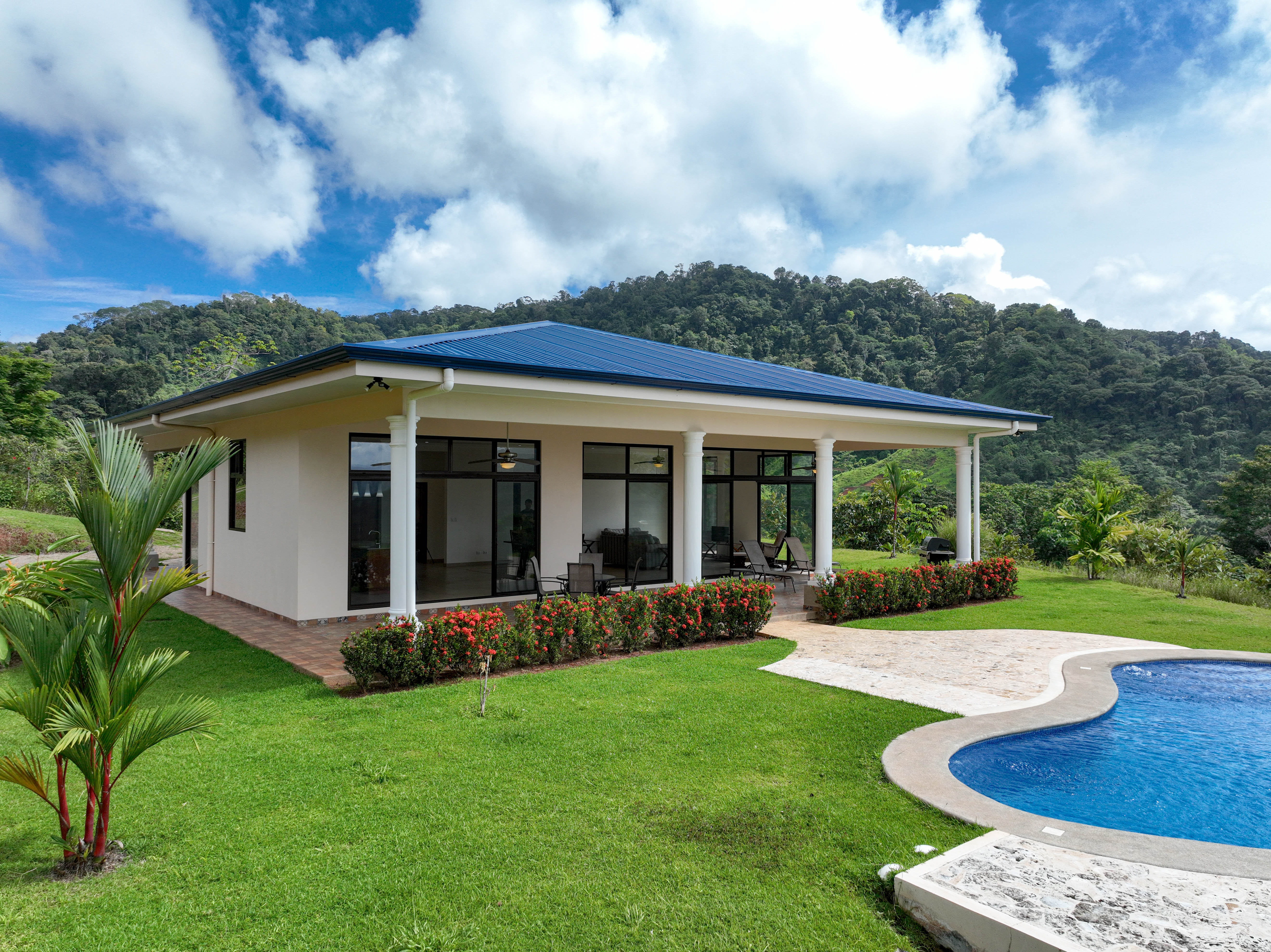 2 bed Single Family Homes For Sale in Dominical, Puntarenas - thumb 25
