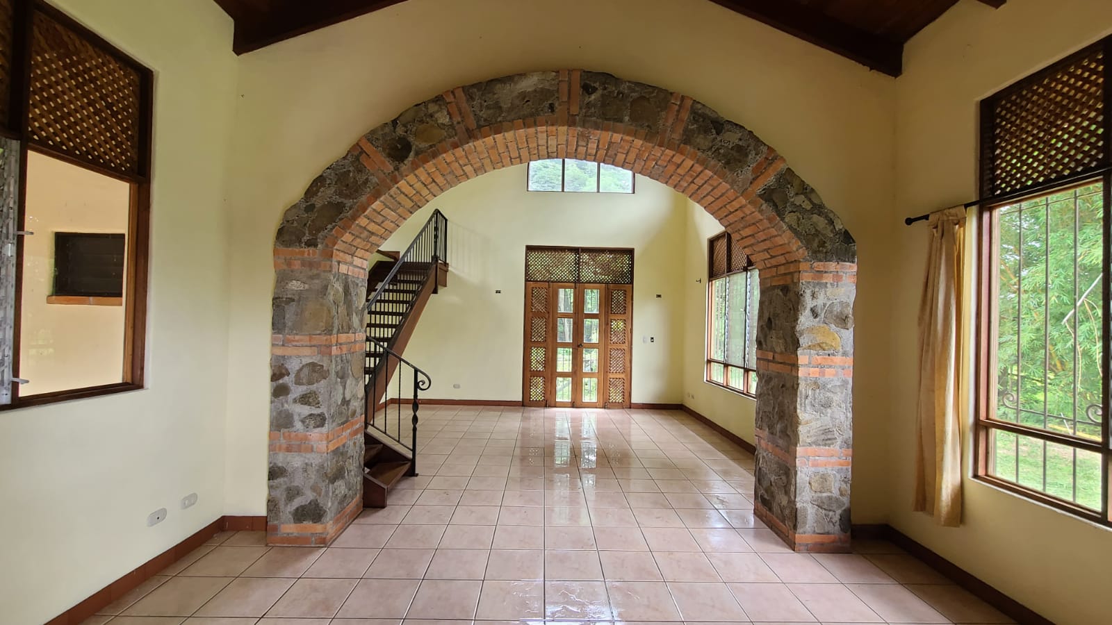 4 bed Single Family Homes For Sale in Atenas, Alajuela - thumb 9