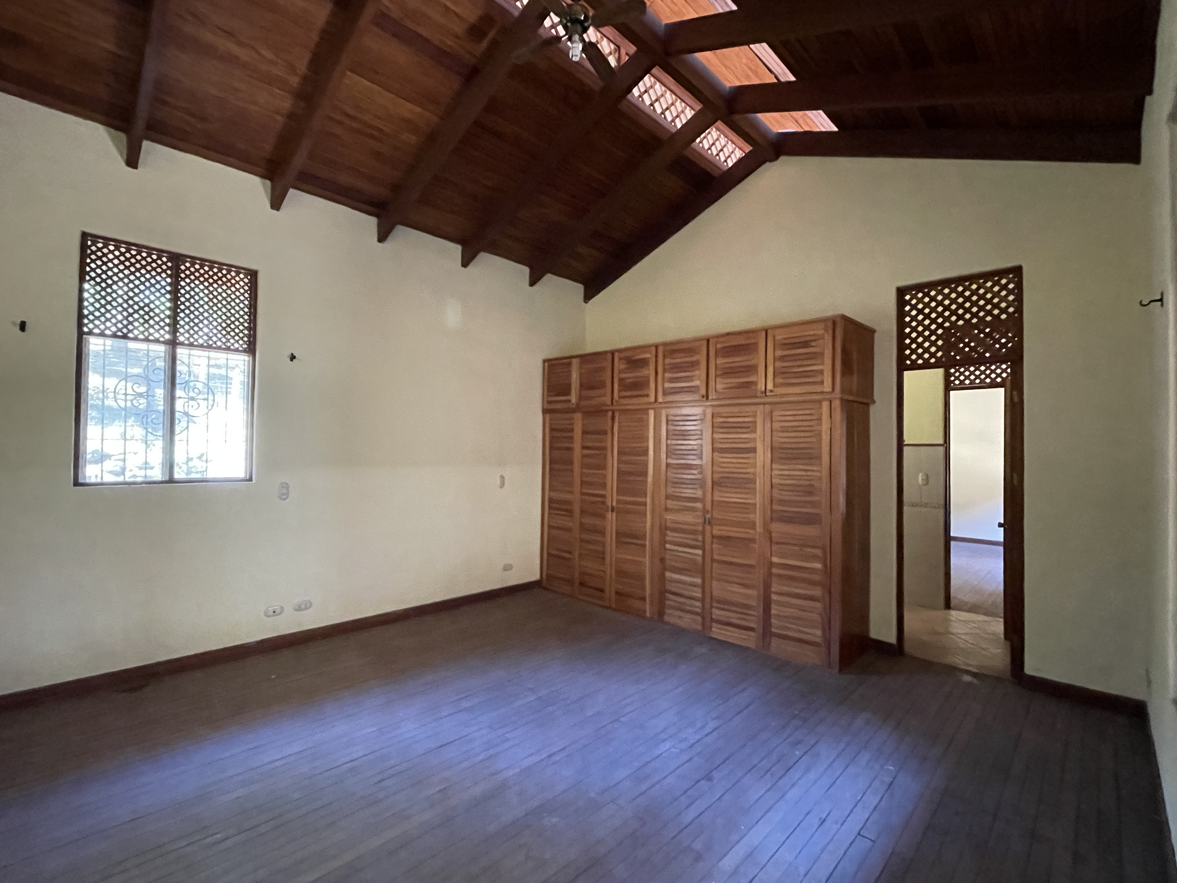 4 bed Single Family Homes For Sale in Atenas, Alajuela - thumb 4