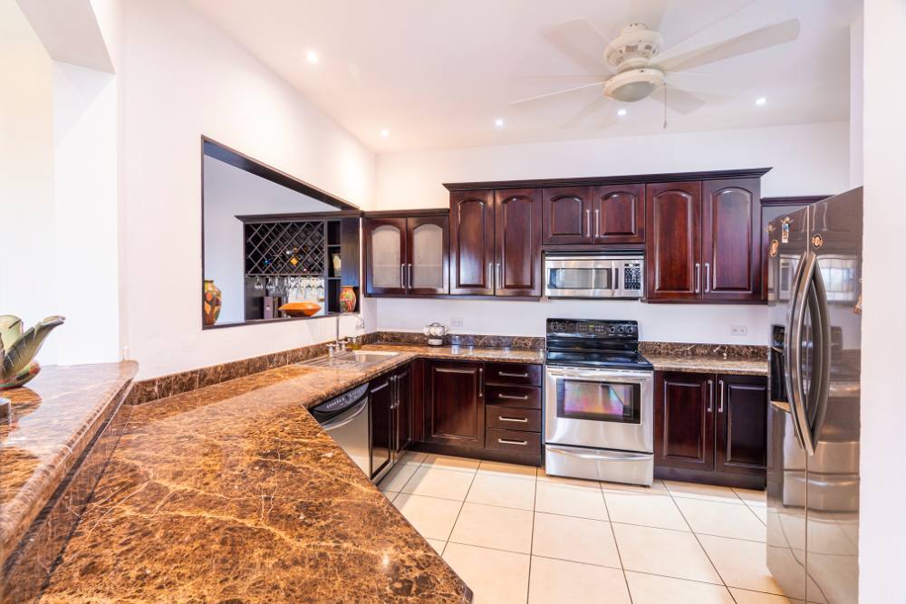 6 bed Single Family Homes For Sale in Ocotal, Guanacaste - thumb 17