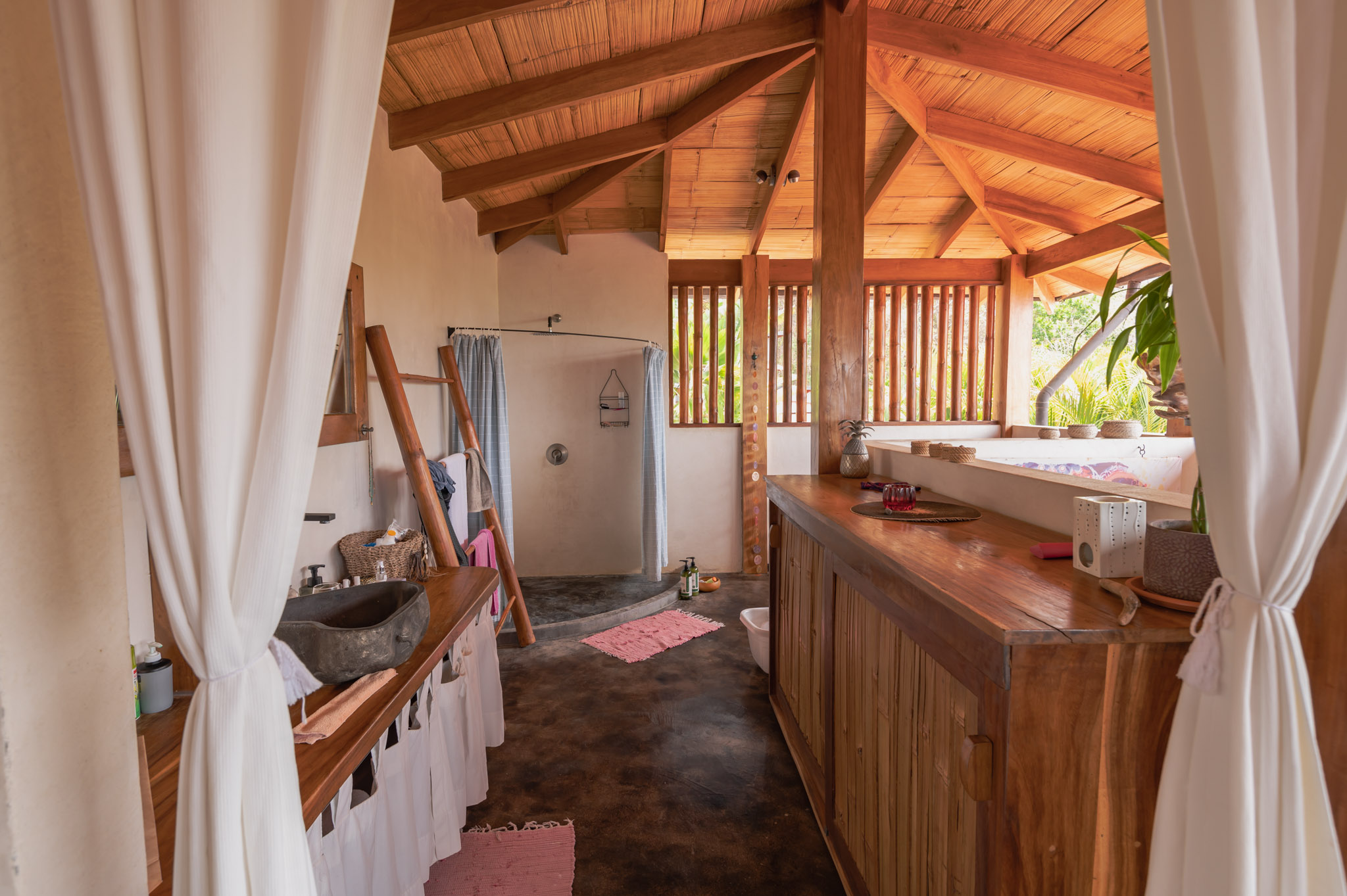 12 bed Single Family Homes For Sale in Santa Teresa, Puntarenas - thumb 25