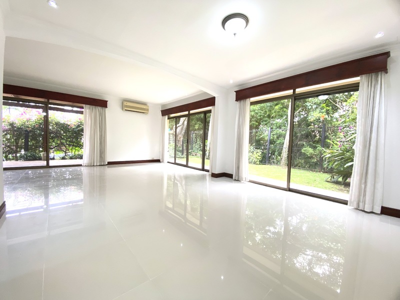 4 bed Single Family Homes For Sale in Escazu, San Jose - 1