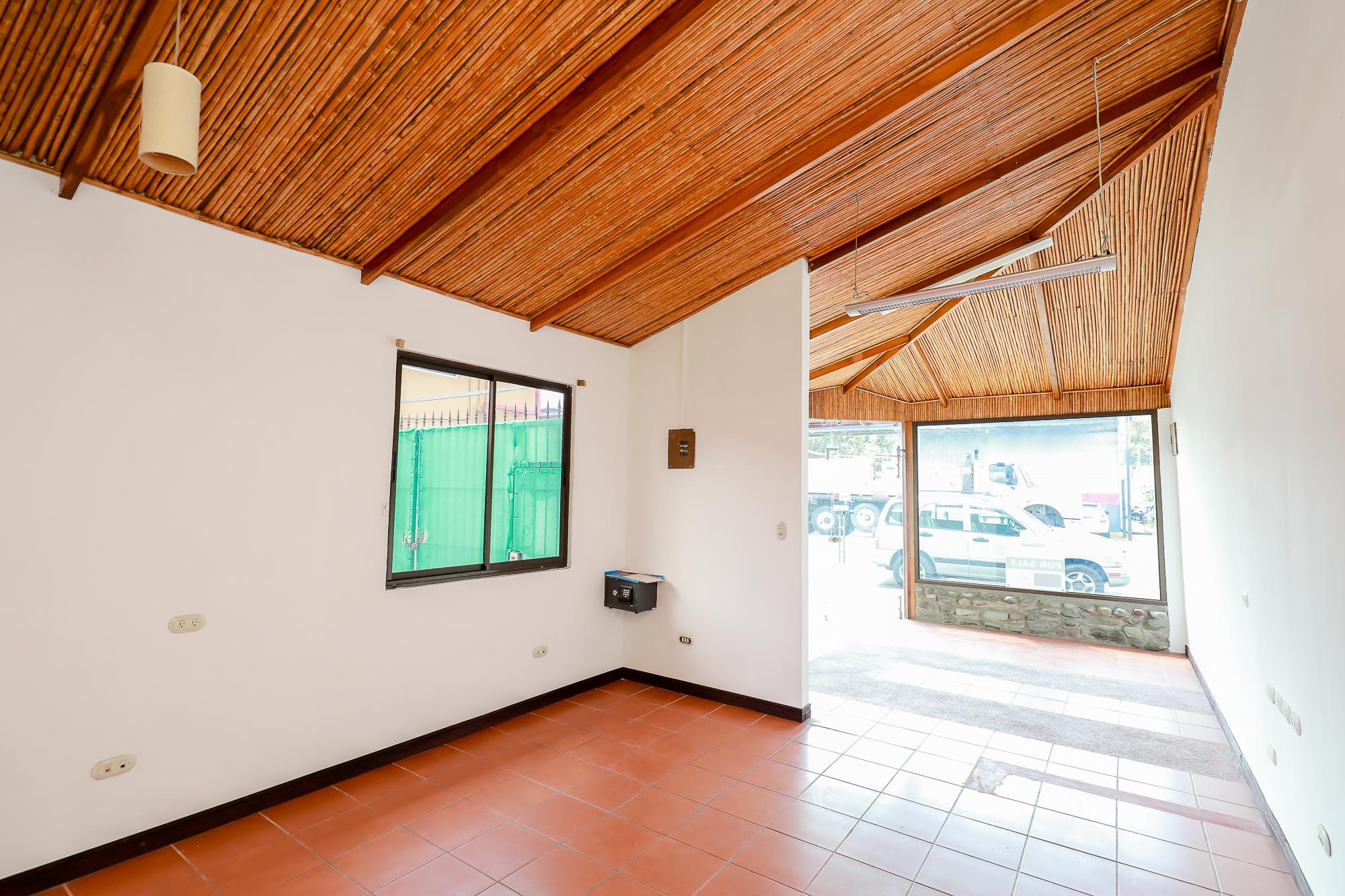 2 bed Commercial For Sale in Quepos, Puntarenas - thumb 23