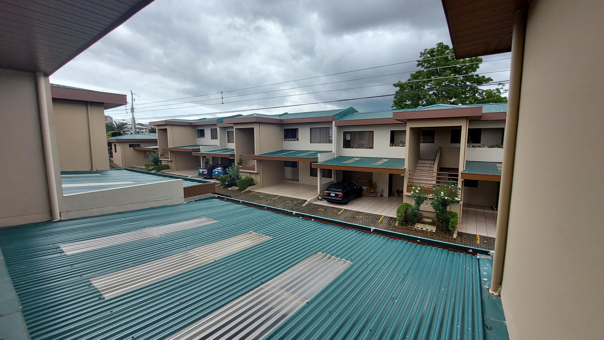 3 bed Single Family Homes For Sale in Curridabat, San Jose - thumb 5