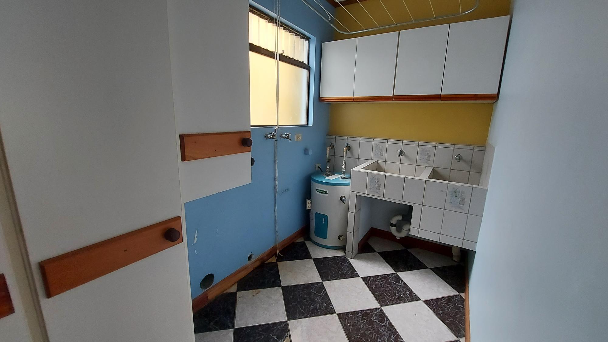 3 bed Single Family Homes For Sale in Curridabat, San Jose - thumb 17