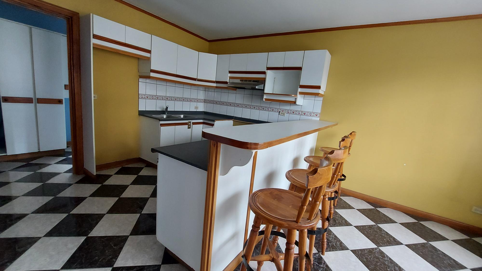 3 bed Single Family Homes For Sale in Curridabat, San Jose - thumb 7