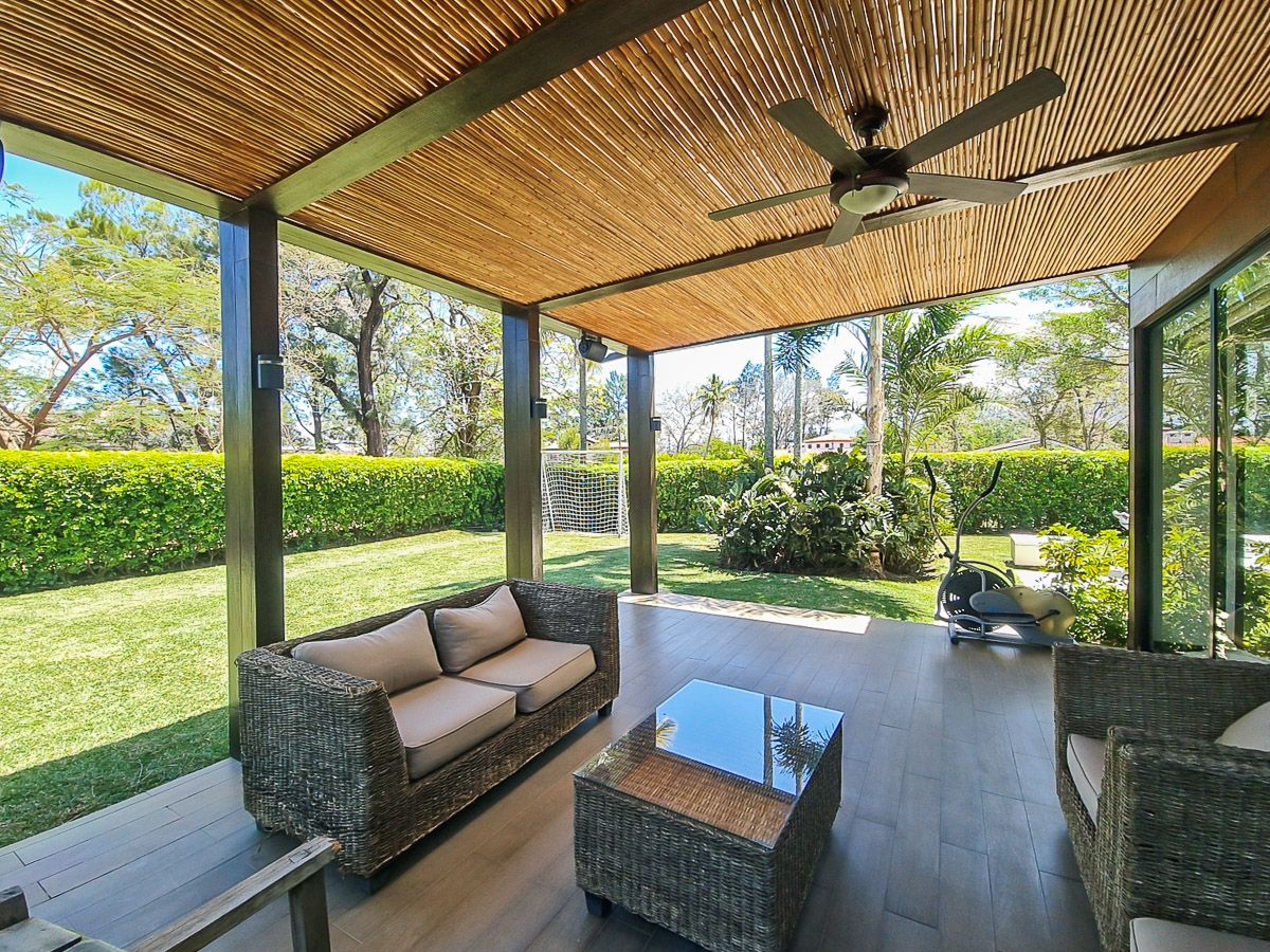 5 bed Single Family Homes For Sale in La Guacima, Alajuela - thumb 10