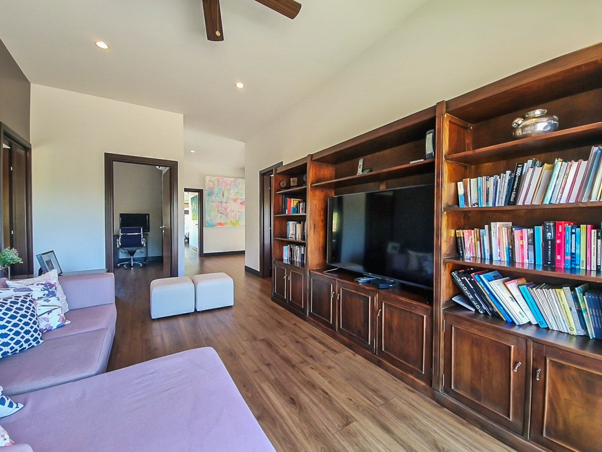 5 bed Single Family Homes For Sale in La Guacima, Alajuela - thumb 13