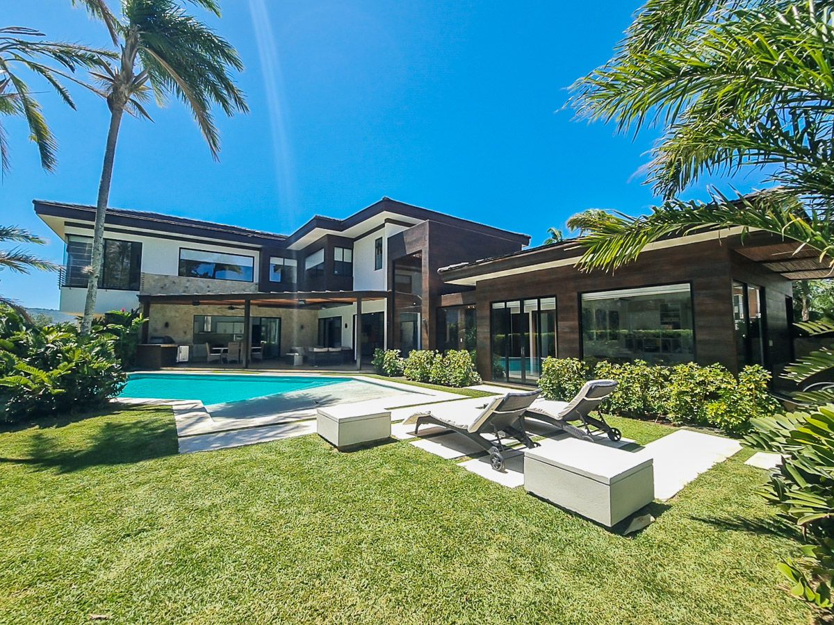 5 bed Single Family Homes For Sale in La Guacima, Alajuela - thumb 1