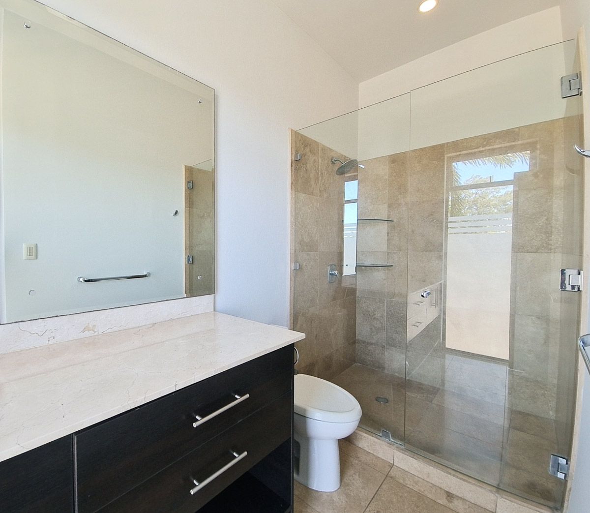 5 bed Single Family Homes For Sale in La Guacima, Alajuela - thumb 22