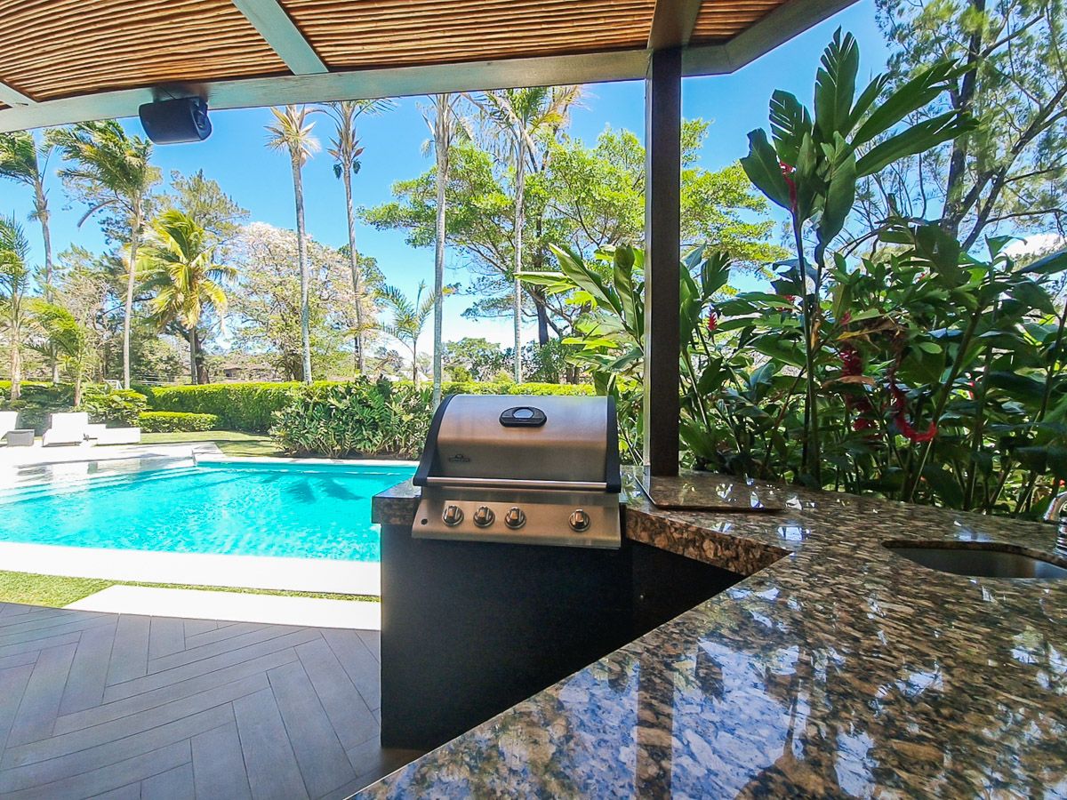 5 bed Single Family Homes For Sale in La Guacima, Alajuela - thumb 6