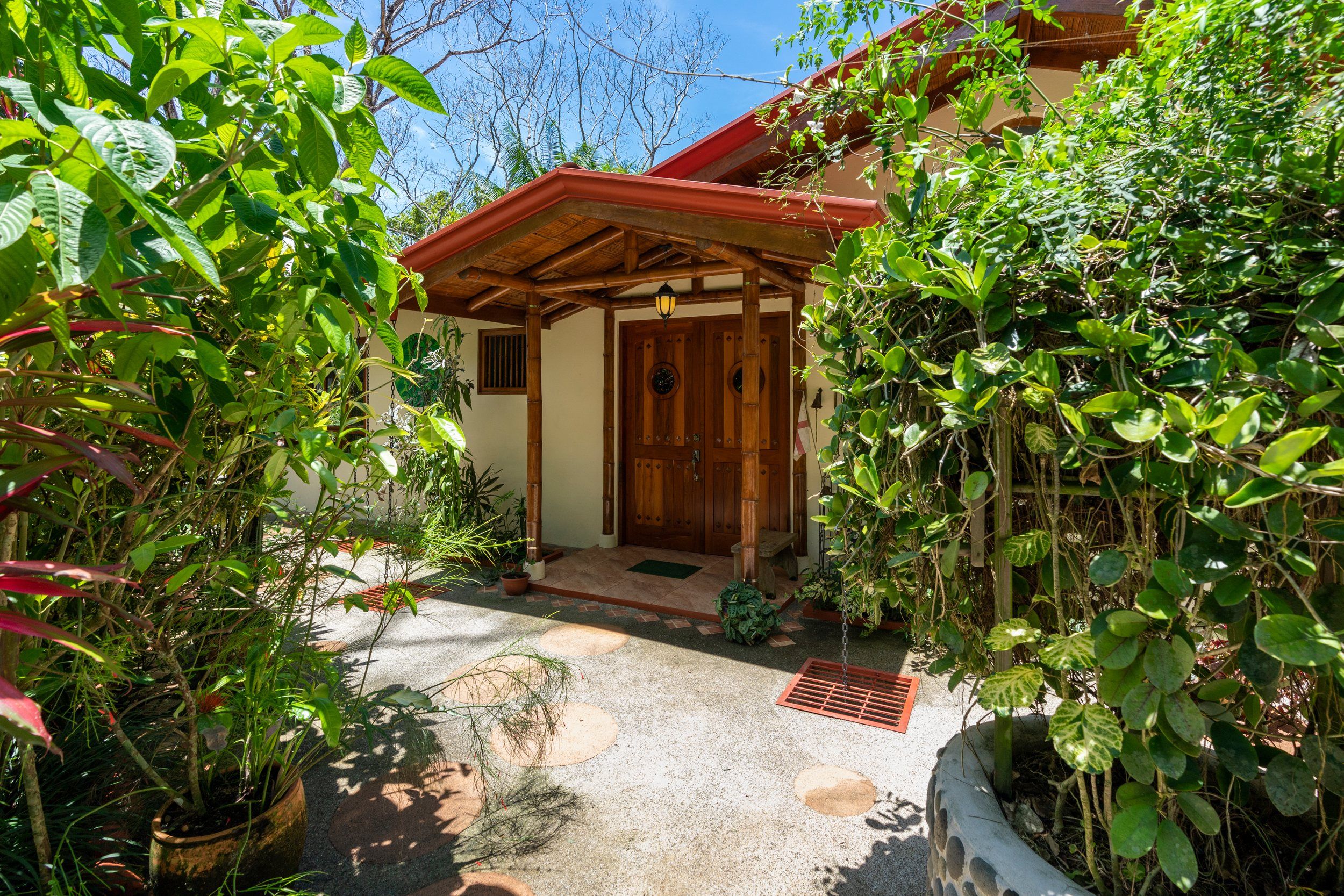 3 bed Single Family Homes For Sale in Dominical, Puntarenas - thumb 2