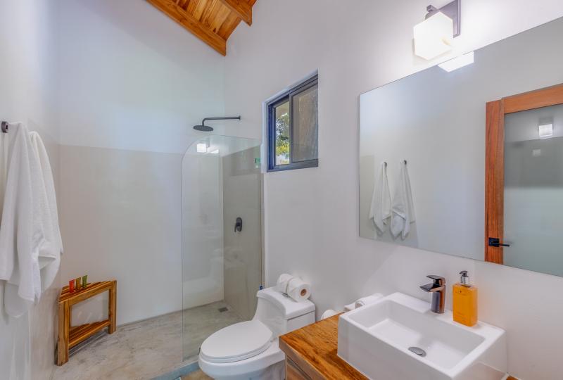 4 bed Single Family Homes For Rent in Nosara, Guanacaste - thumb 5