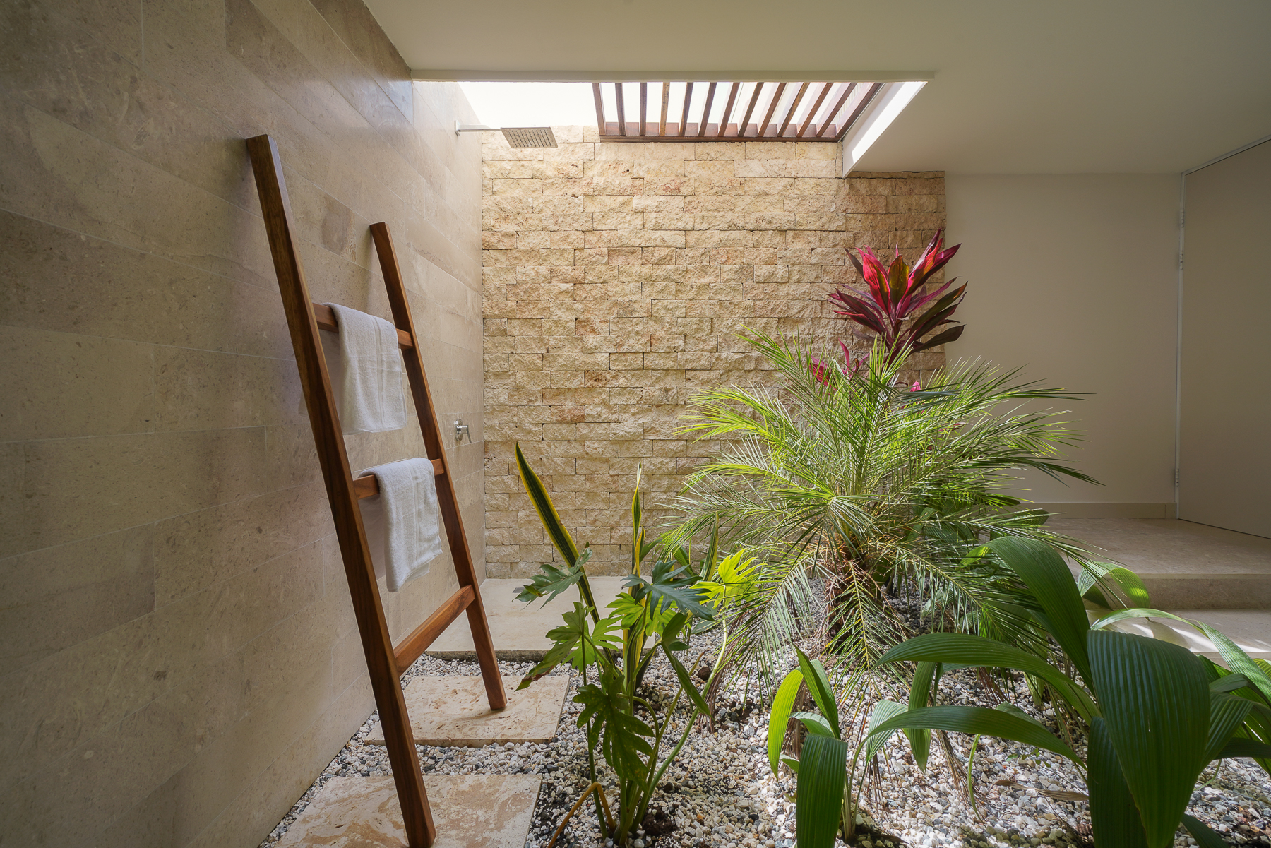 3 bed Single Family Homes For Rent in Nosara, Guanacaste - thumb 17