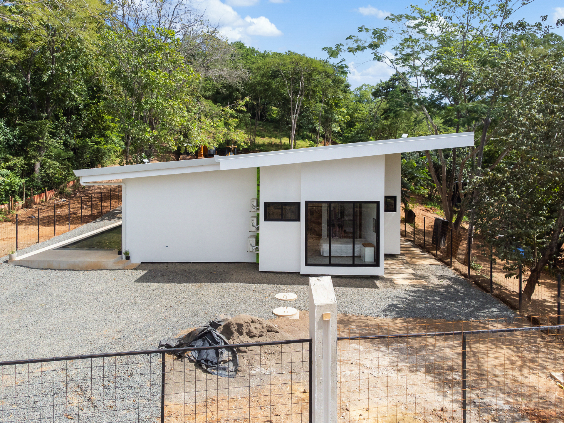 4 bed Single Family Homes For Sale in Tamarindo, Guanacaste - thumb 26