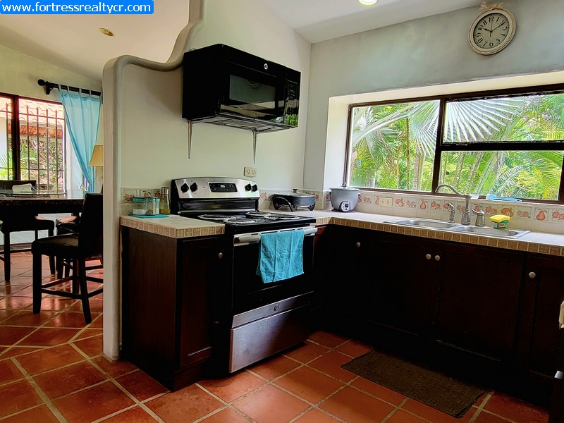 3 bed Single Family Homes For Sale in Jaco, Puntarenas - thumb 26