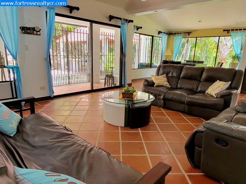 3 bed Single Family Homes For Sale in Jaco, Puntarenas - thumb 28
