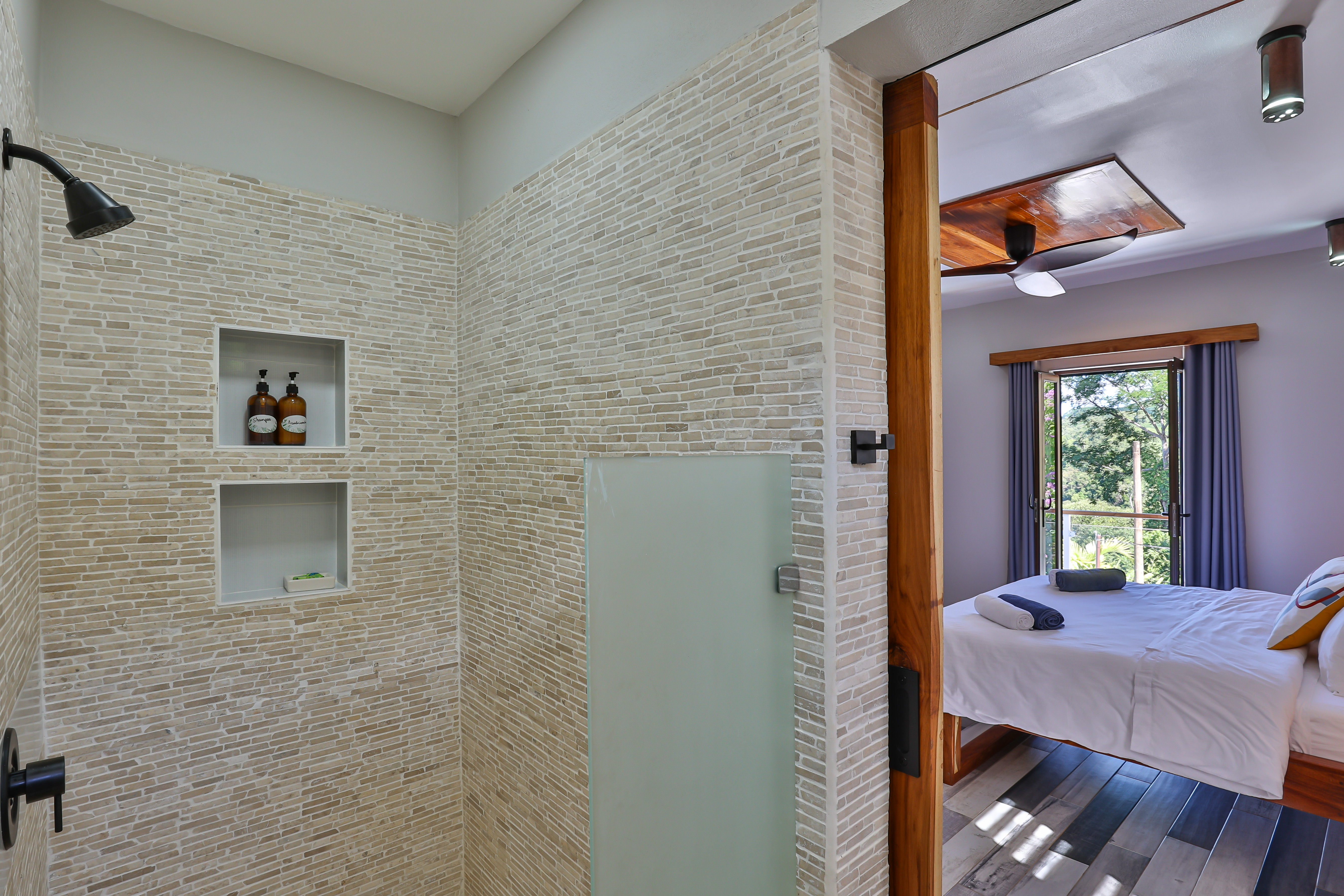 4 bed Single Family Homes For Rent in Uvita, Puntarenas - thumb 4