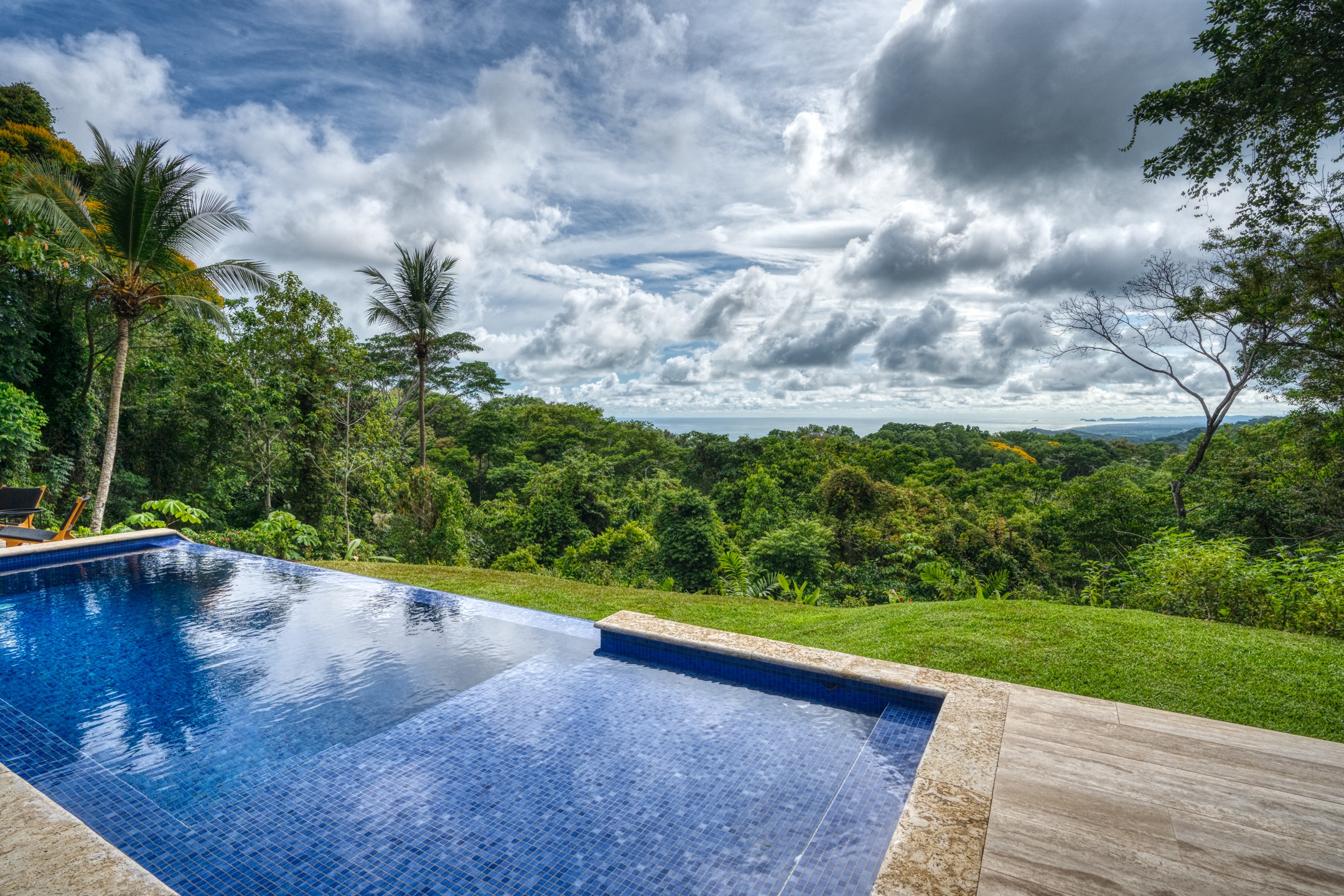 3 bed Single Family Homes For Rent in Dominical, Puntarenas - thumb 8