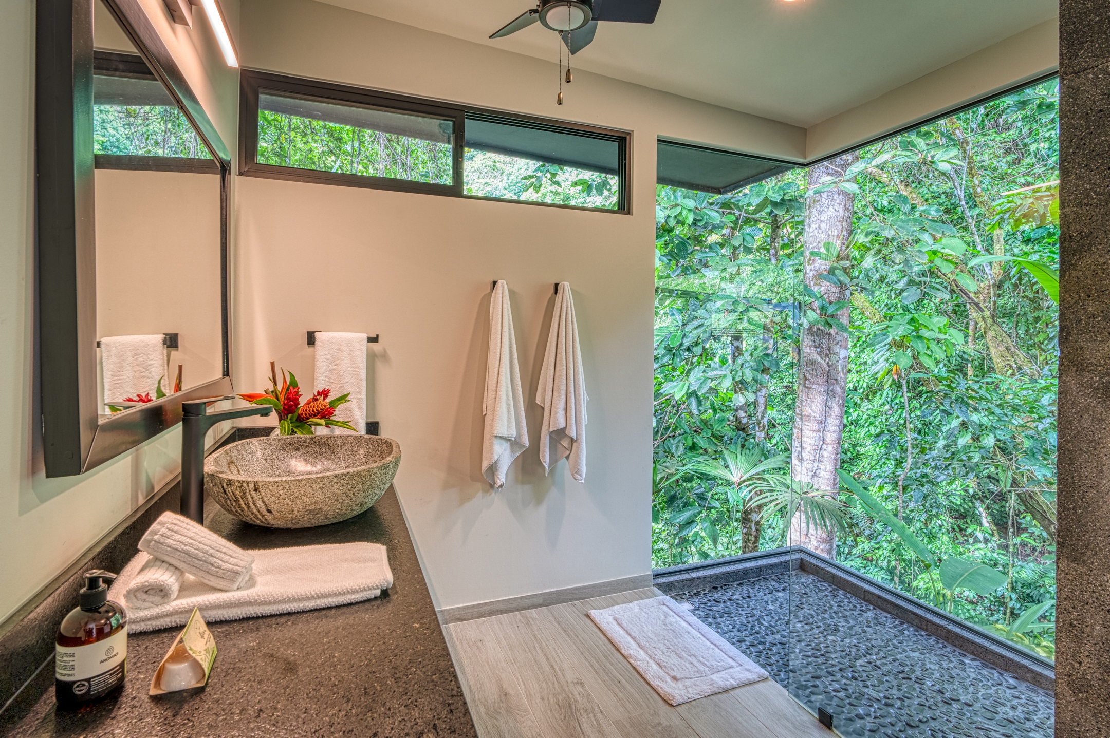 3 bed Single Family Homes For Rent in Dominical, Puntarenas - thumb 19