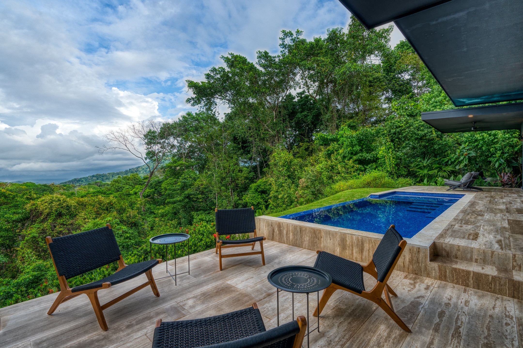 3 bed Single Family Homes For Rent in Dominical, Puntarenas - thumb 3