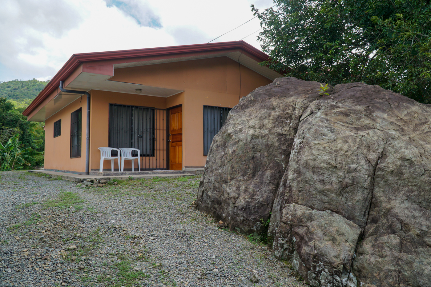 2 bed Single Family Homes For Sale in Perez Zeledon, San Jose - thumb 2